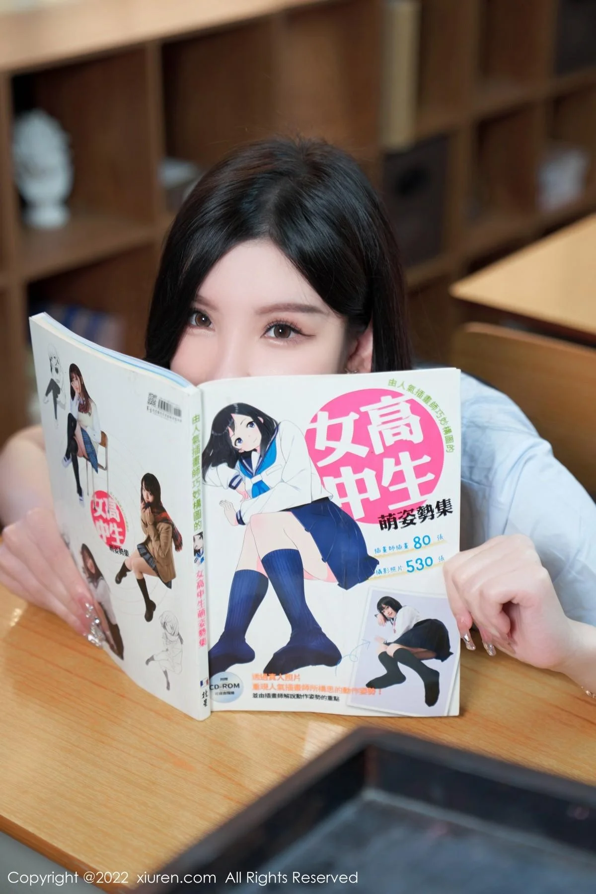 周于希Sally学妹装扮半脱露黑色蕾丝边内衣撩人绝美写真 第 1 张