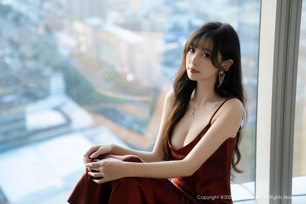 林星阑性感红色连衣长裙露黑色情趣内衣秀曼妙身姿绝美写真 第 9 张