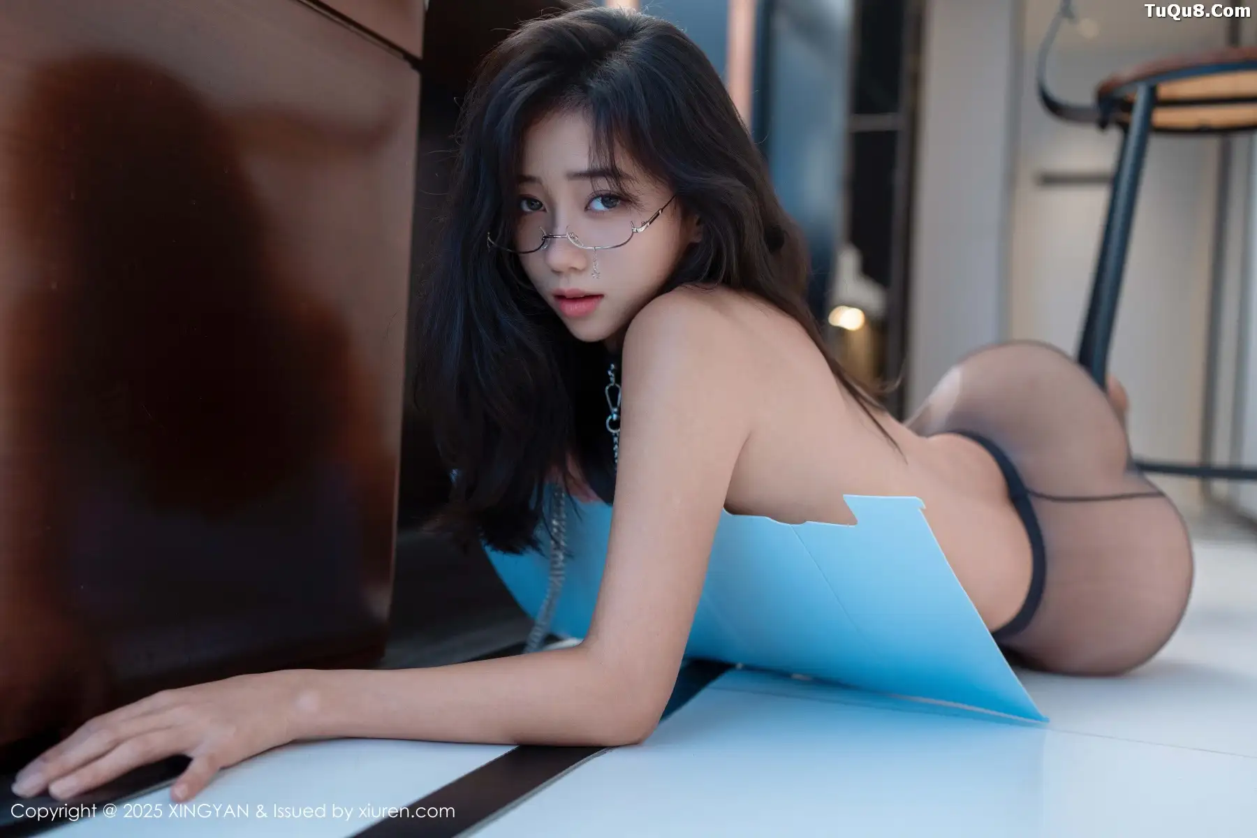 时安安性感白衬衫配黑短裙露超薄黑丝秀柔美身材绝美写真 第 112 张