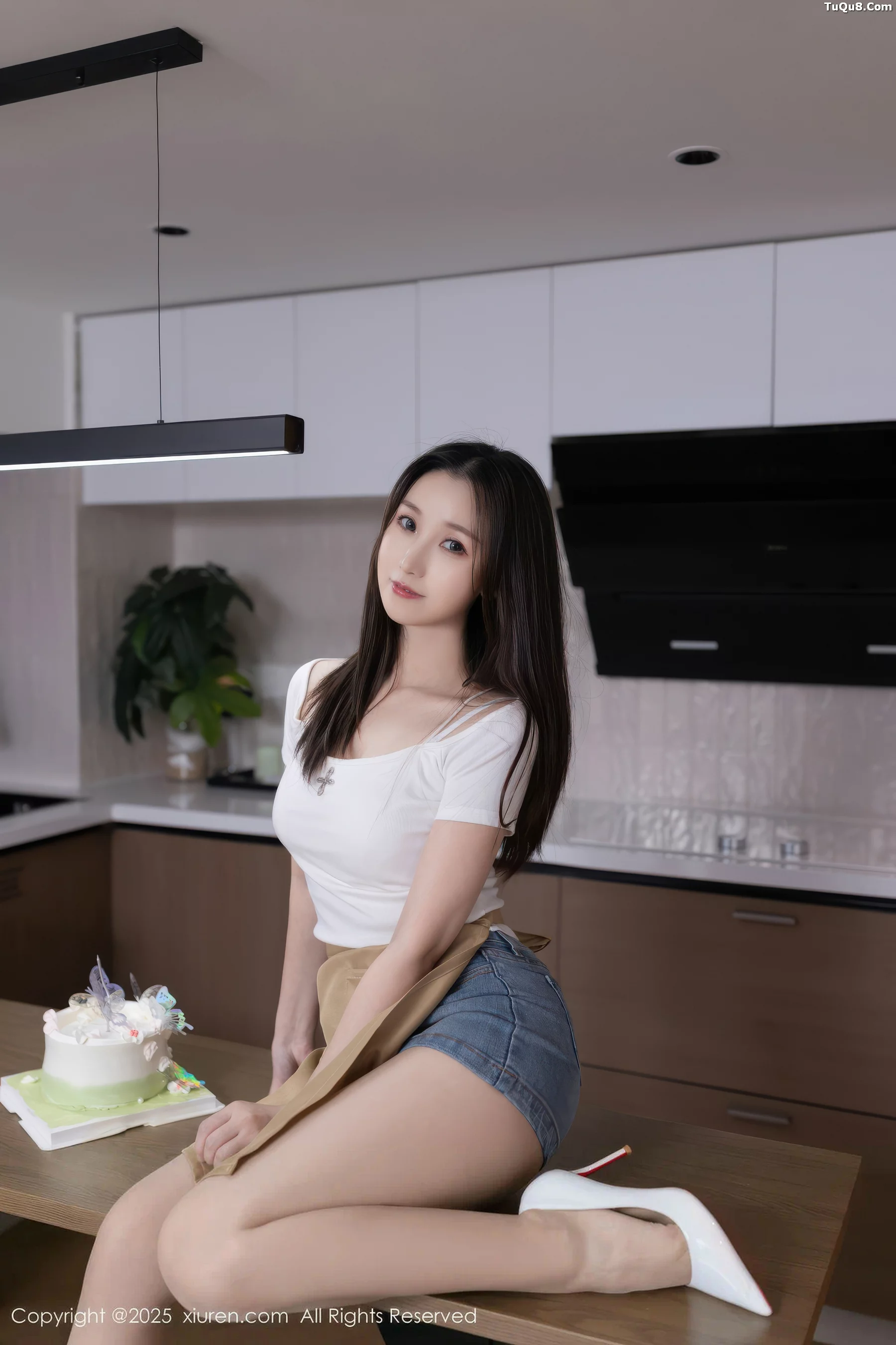 杏子Yada性感白色蕾丝内衣配超薄肉丝秀曼妙身姿绝美写真 第 19 张