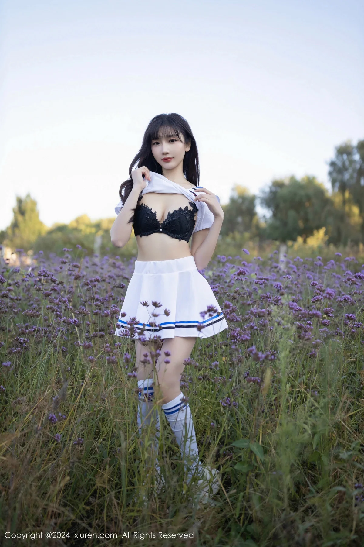 陆萱萱学生套装露黑色蕾丝内衣配开档肉丝秀完美身材绝美写真 第 43 张