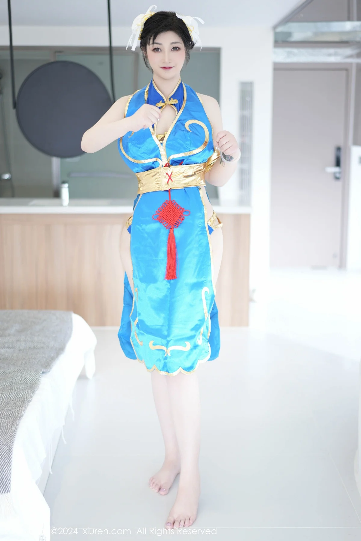 妲己_Toxic性感蓝色造型服饰露蓝色内衣秀丰满身材绝美写真 第 2 张