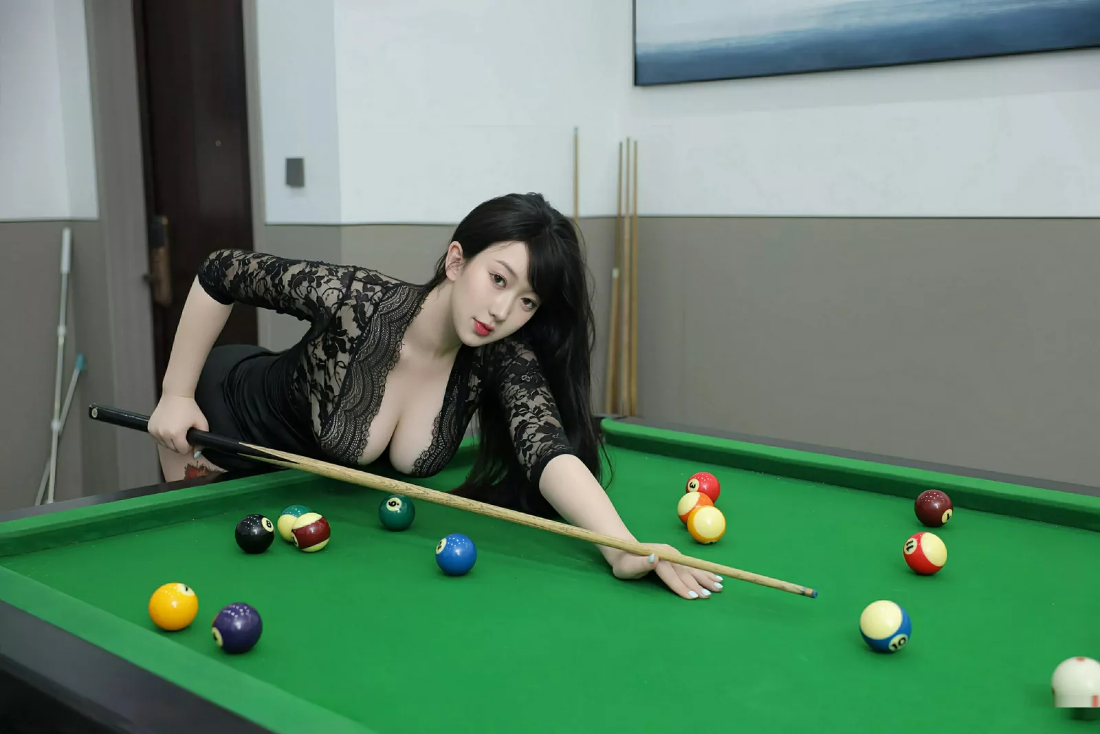 李沁恩lrene性感黑色情趣内衣配黑丝吊袜秀美腿绝美写真 第 4 张