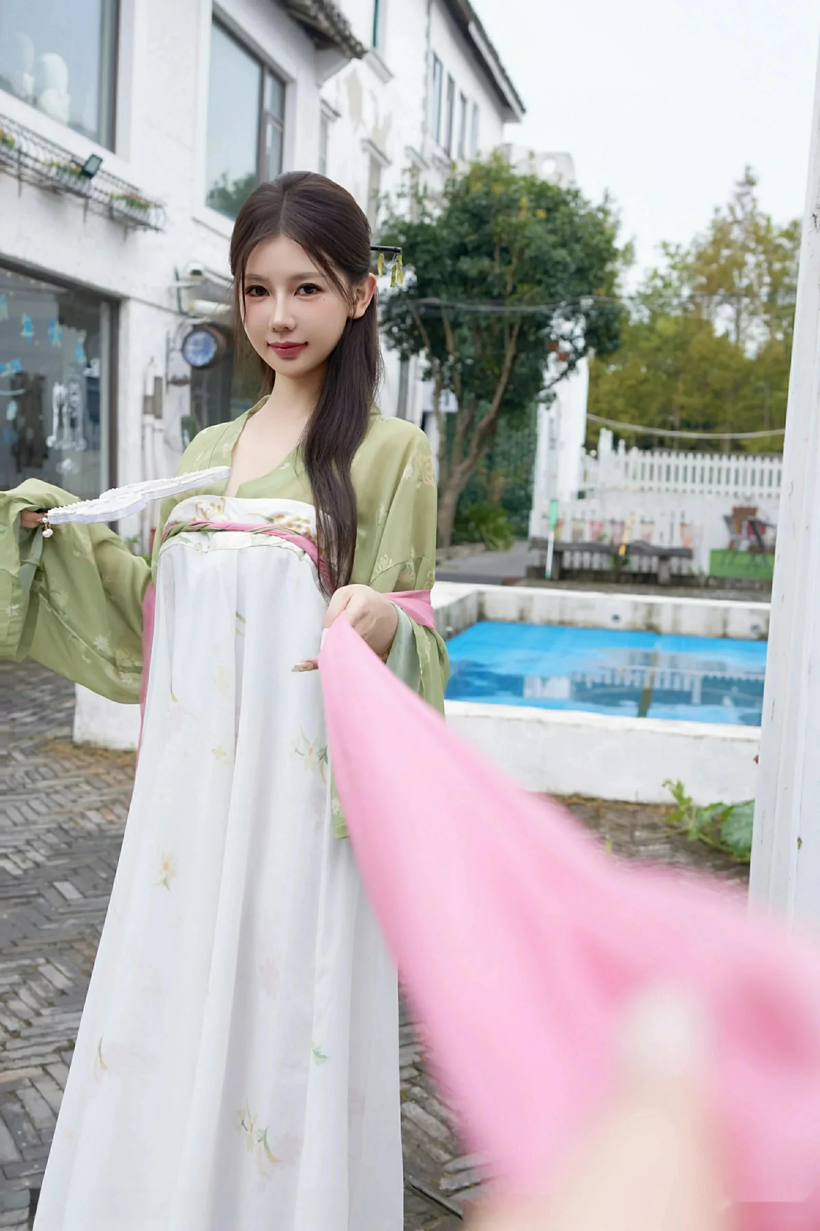 尹甜甜sunny性感薄纱汉服装扮配超薄肉丝秀完美身材绝美写真 第 11 张