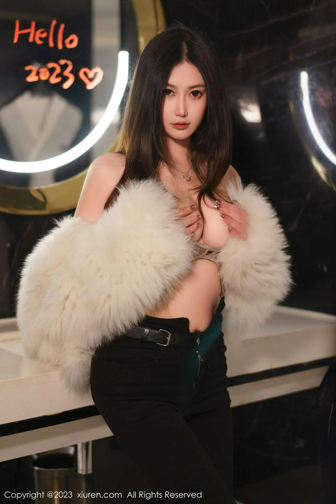 laura阿姣三亚旅拍性感咖啡色比基尼秀完美身材绝美写真 第 6 张