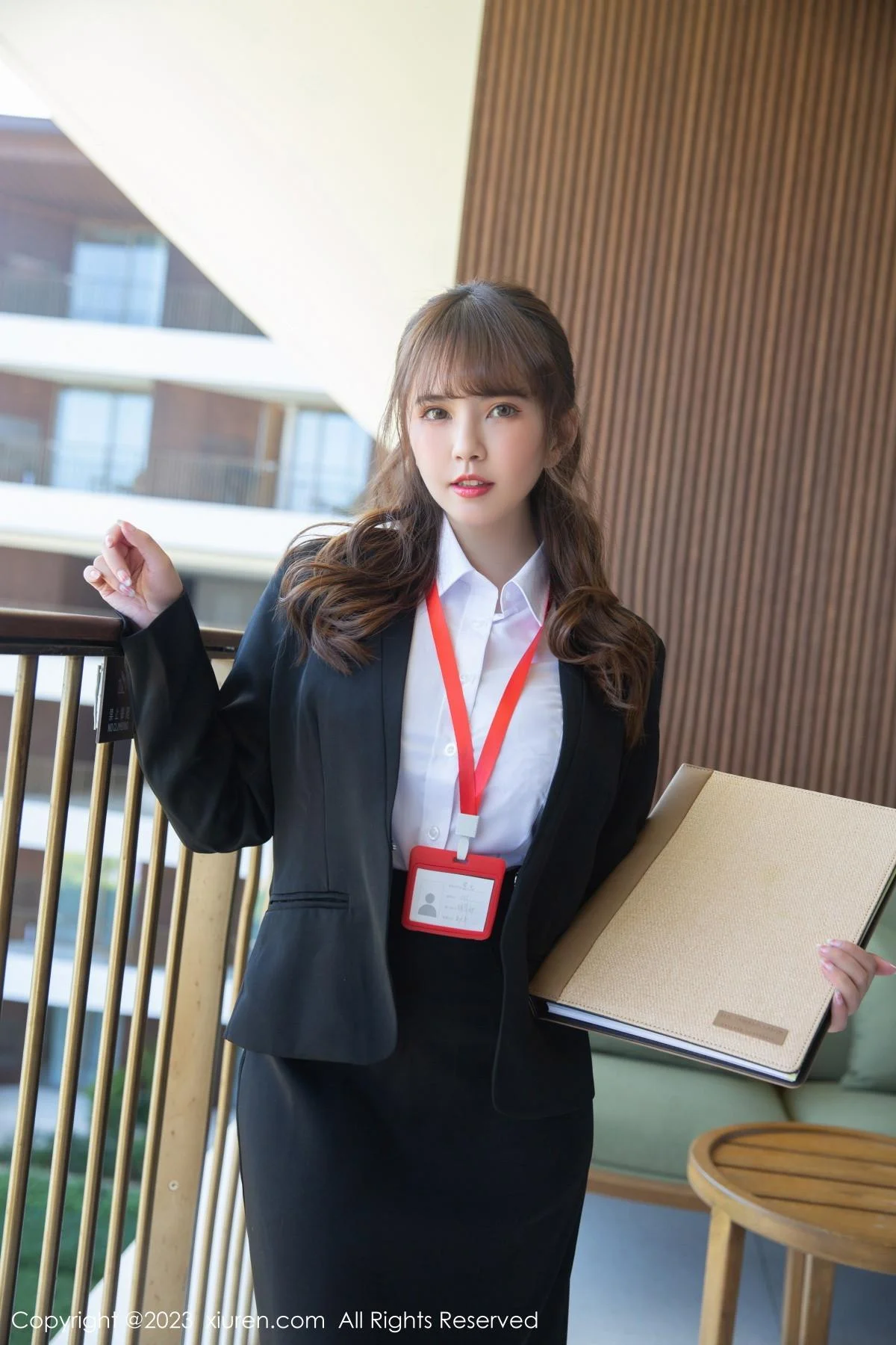 张思允Nice和上司出差半脱露淡紫色蕾丝内衣完美绝美写真 第 1 张