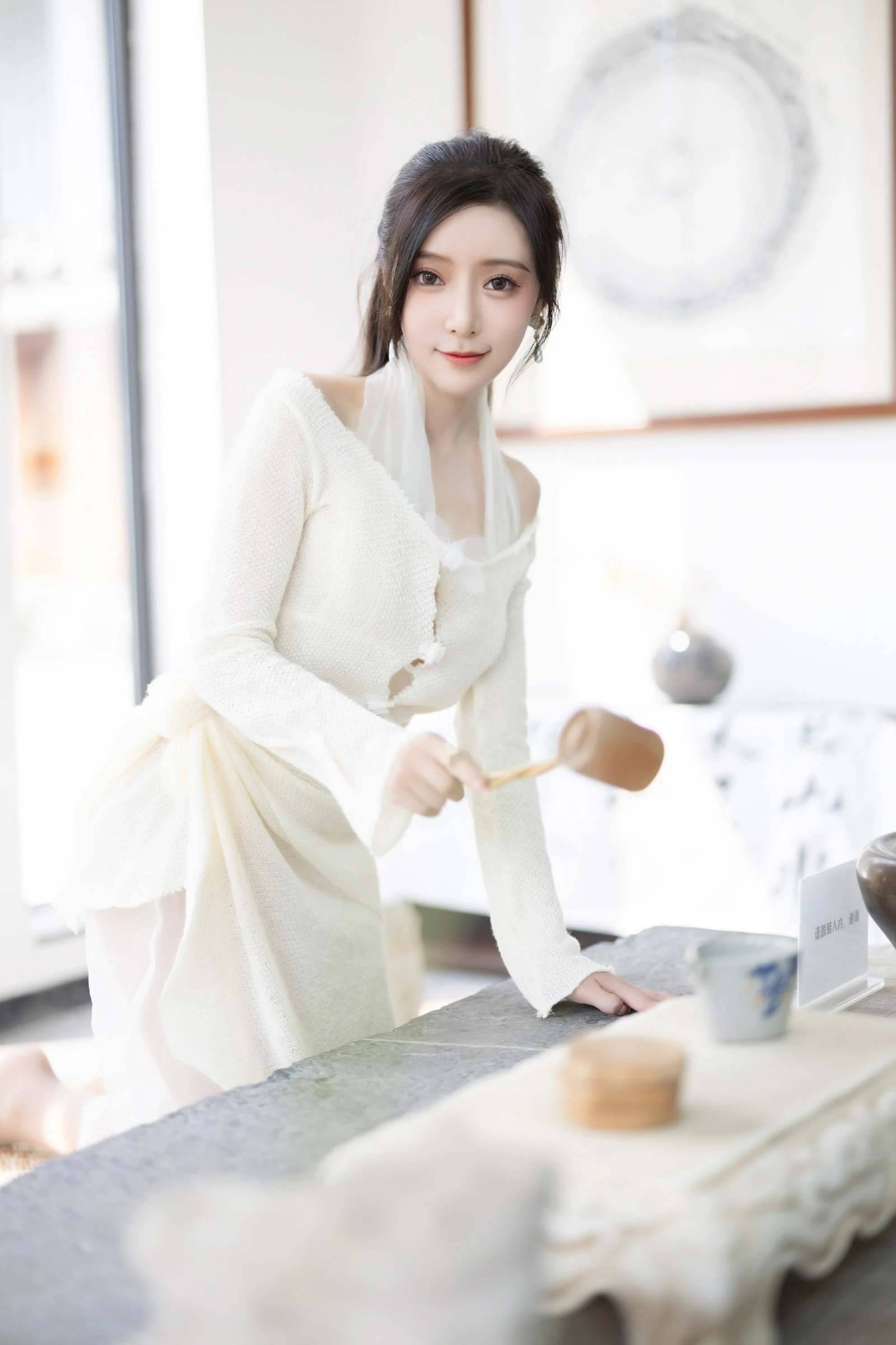 [秀人付费] 王馨瑶Yanni 诱人私拍福利 字画 第 20 张