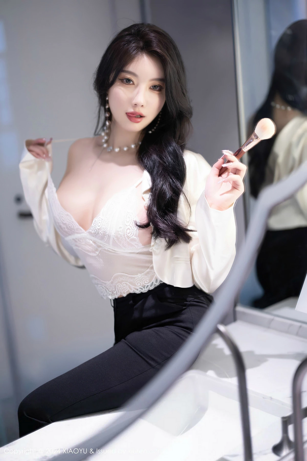 杨晨晨Yome性感白色蕾丝内衣+黑色情趣内衣完美绝美写真 第 60 张