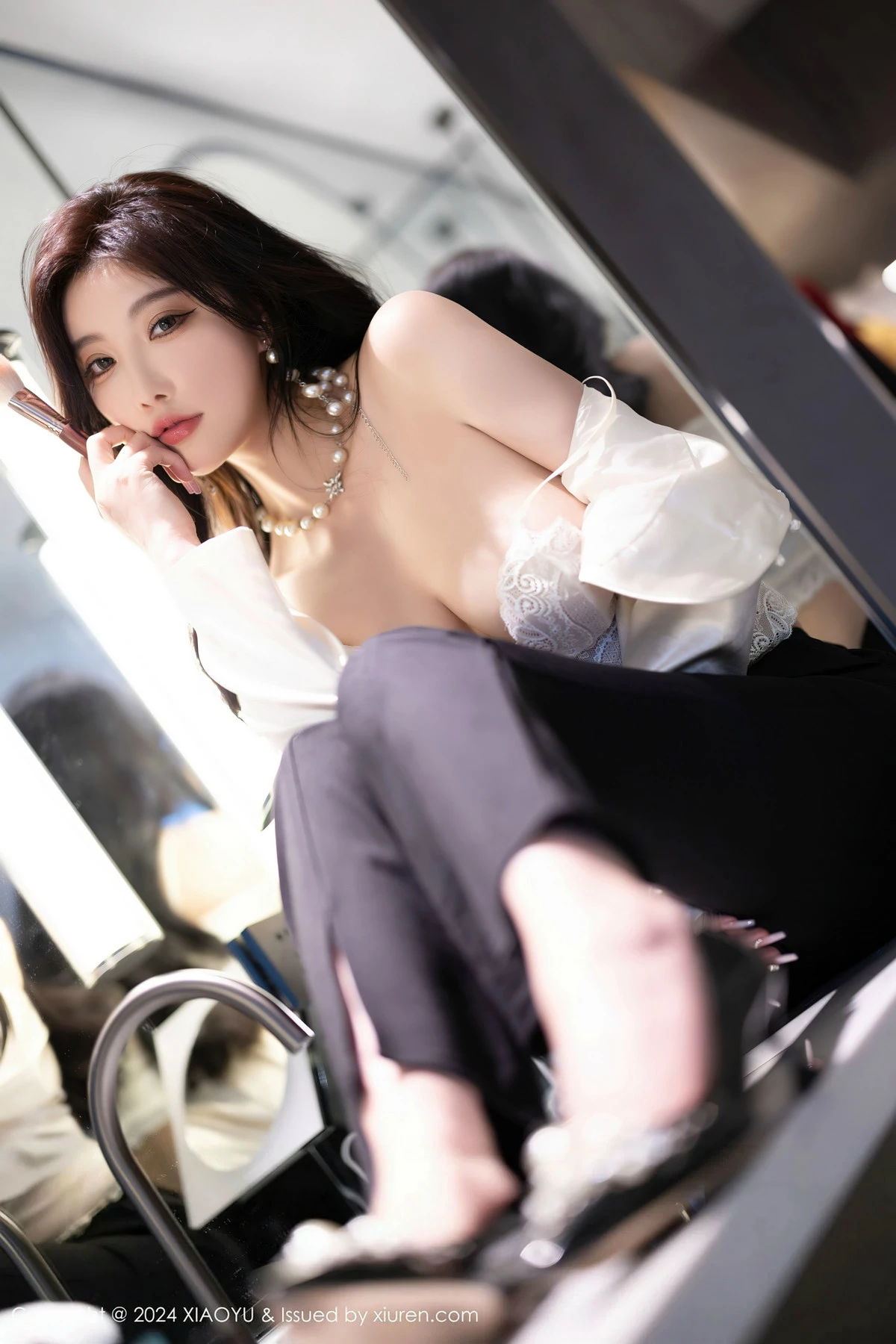 杨晨晨Yome性感白色蕾丝内衣+黑色情趣内衣完美绝美写真 第 77 张