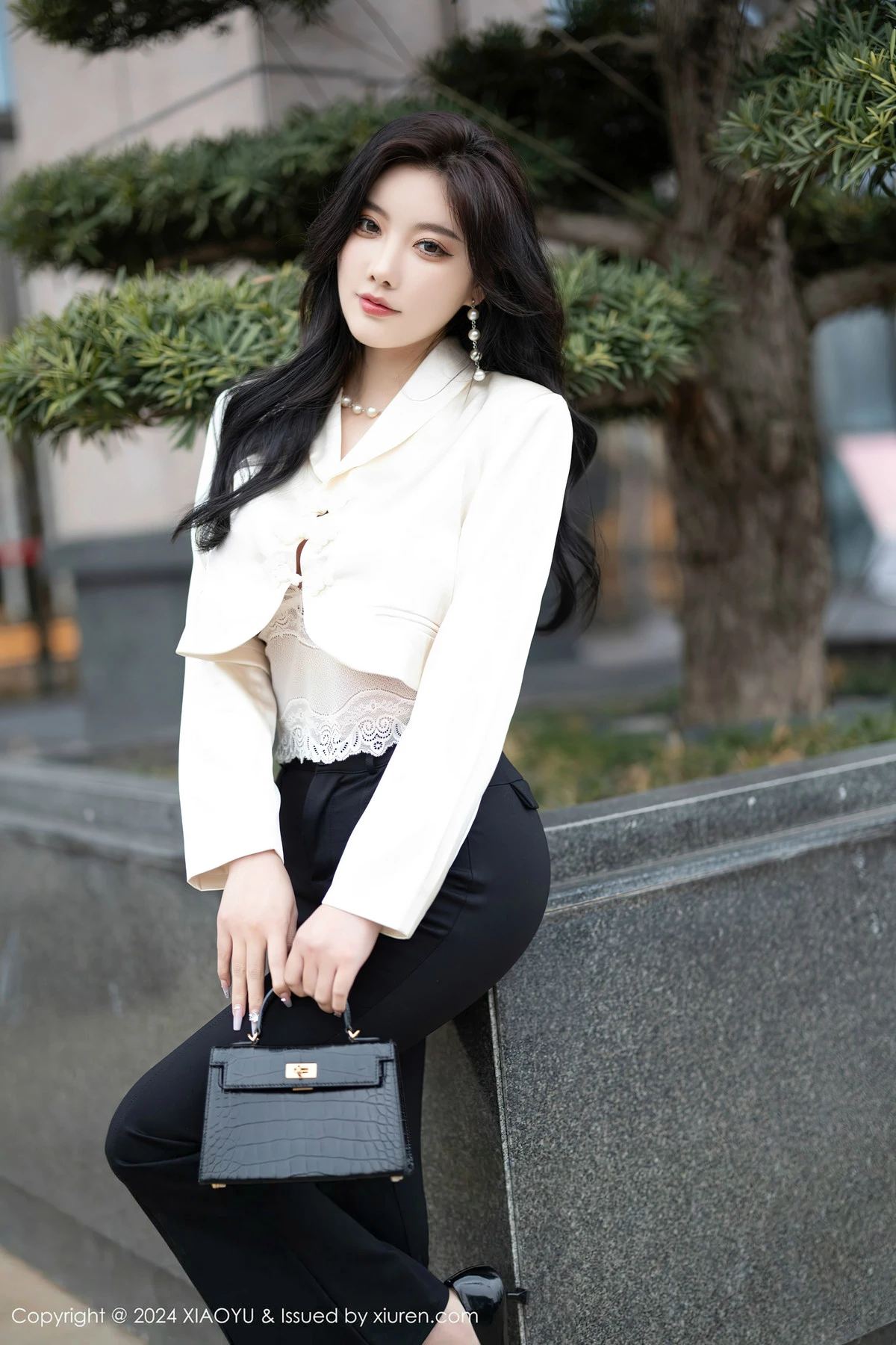 杨晨晨Yome性感白色蕾丝内衣+黑色情趣内衣完美绝美写真 第 8 张