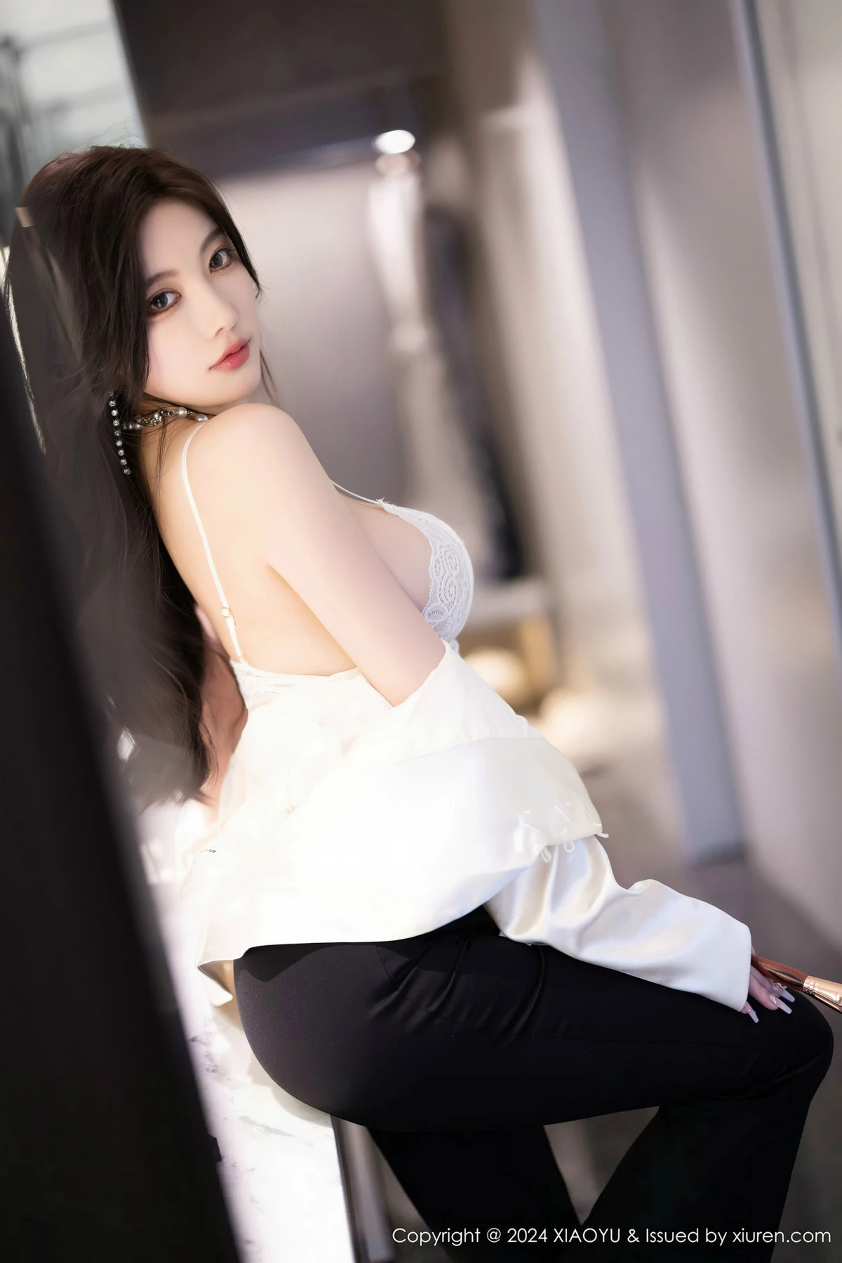 杨晨晨Yome性感白色蕾丝内衣+黑色情趣内衣完美绝美写真 第 87 张