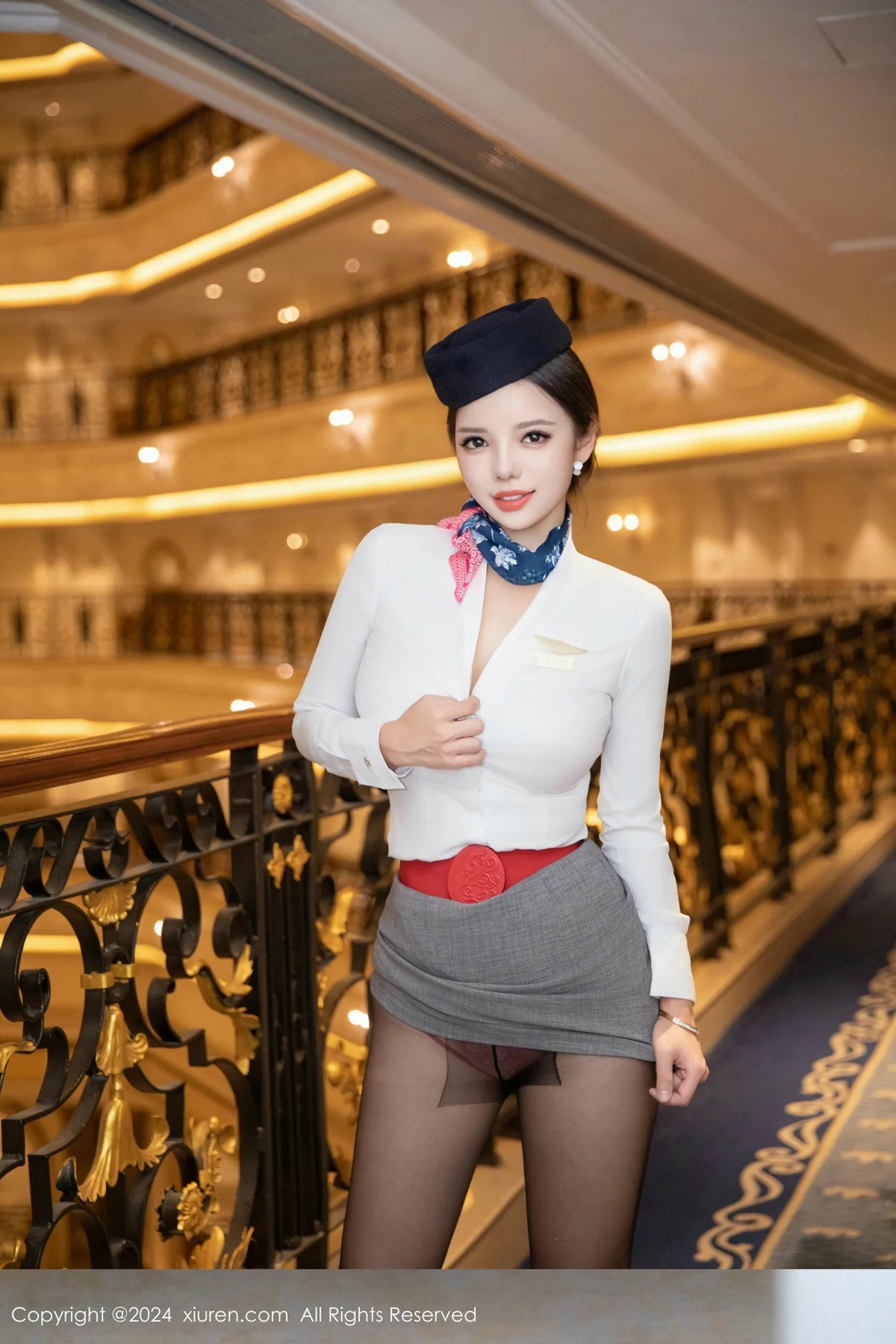大美妞儿性感空姐制服露白色内衣配超薄黑丝秀美腿绝美写真 第 63 张
