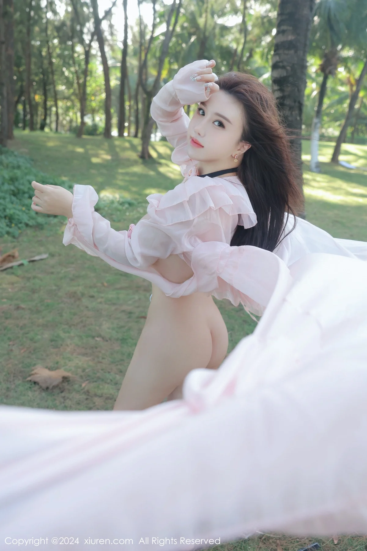 小薯条nienie户外性感粉色薄纱长裙半脱秀惹火身材绝美写真 第 49 张