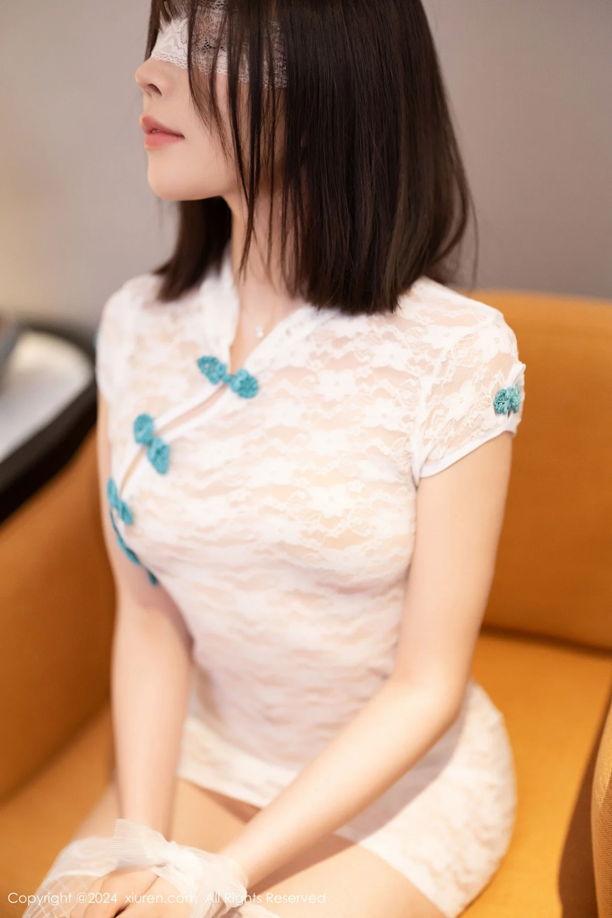 徐莉芝Booty性感浅色短裙配肉色丝袜秀曼妙身姿绝美写真 第 60 张