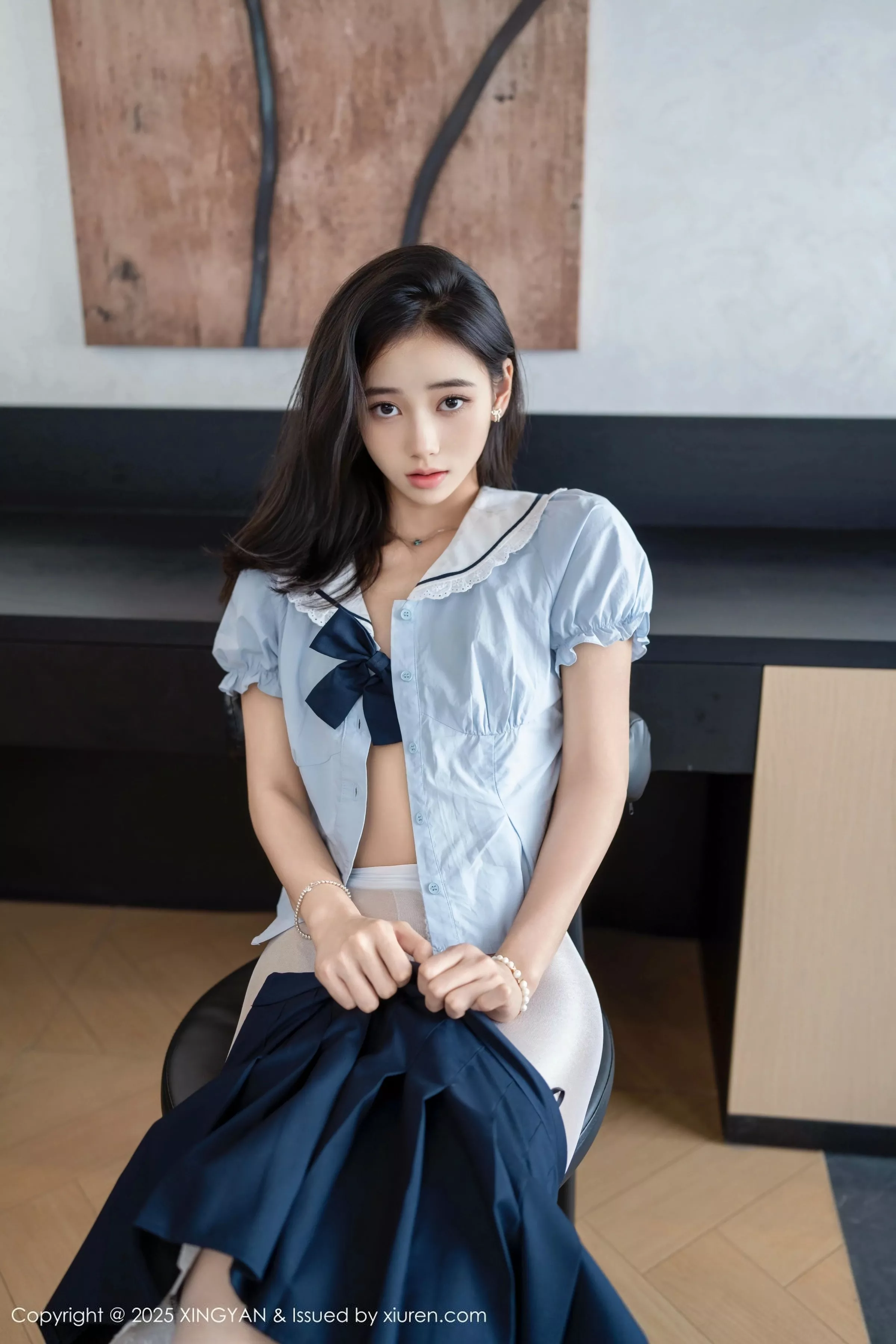 时安安性感深色短裙配超薄无内白丝秀柔美身姿绝美写真 第 27 张