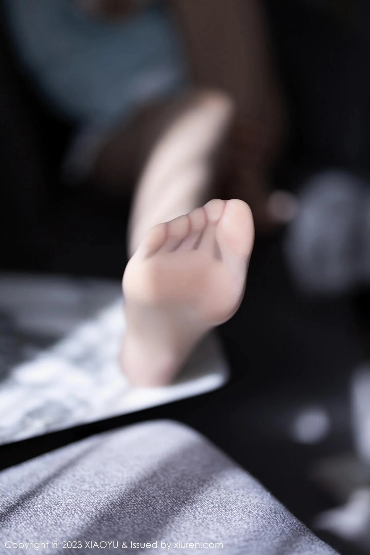 林乐一性感OL制服半透露超薄肉丝秀曼妙身姿迷人绝美写真 第 56 张