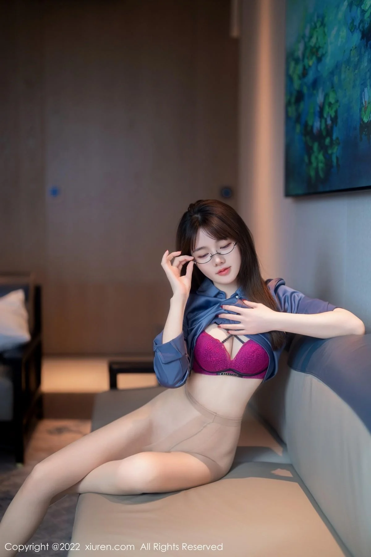 婠婠么文员角色扮演半脱露蕾丝内衣超薄无内肉丝绝美写真 第 64 张