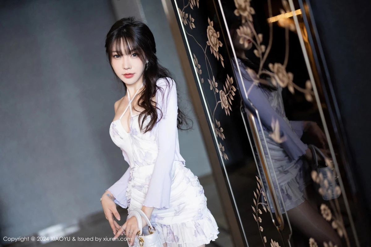 徐莉芝Booty轻透薄纱情趣服配开档白丝秀曼妙身姿绝美写真 第 7 张