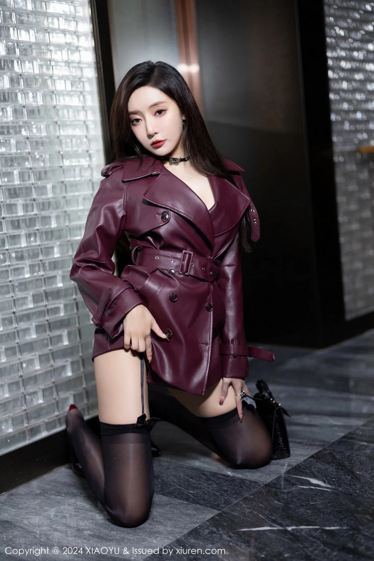 王馨瑶yanni暗红皮衣露黑色蕾丝情趣服秀曼妙身姿绝美写真 第 24 张