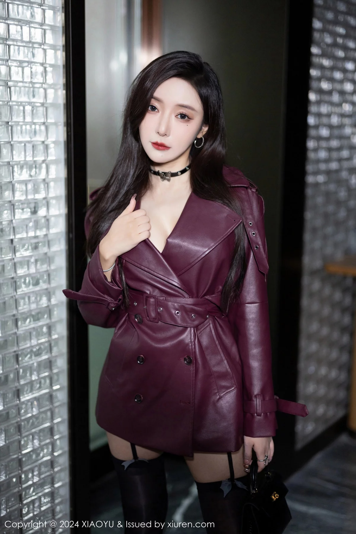 王馨瑶yanni暗红皮衣露黑色蕾丝情趣服秀曼妙身姿绝美写真 第 7 张