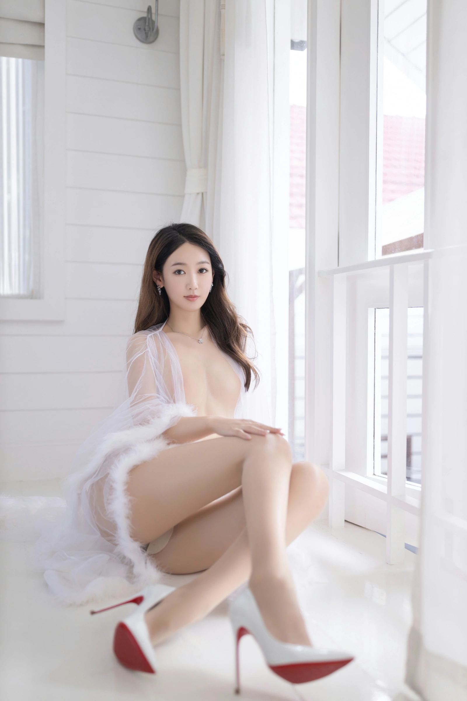 [秀人付费] 唐安琪 诱人私拍福利 白纱裙 第 18 张