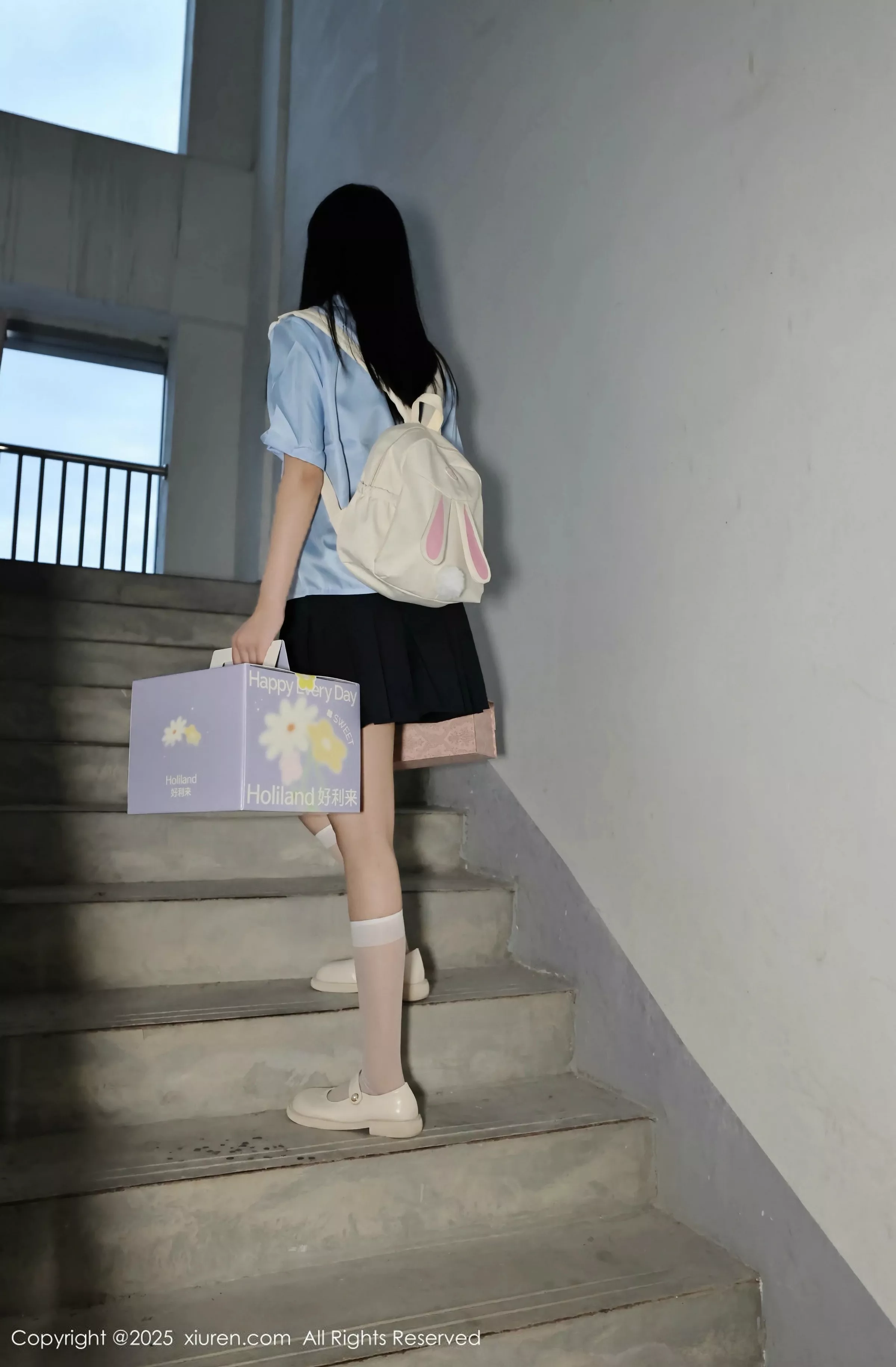 合集美女小芭乐性感学生制服露粉色内衣秀曼妙身姿绝美写真 第 14 张