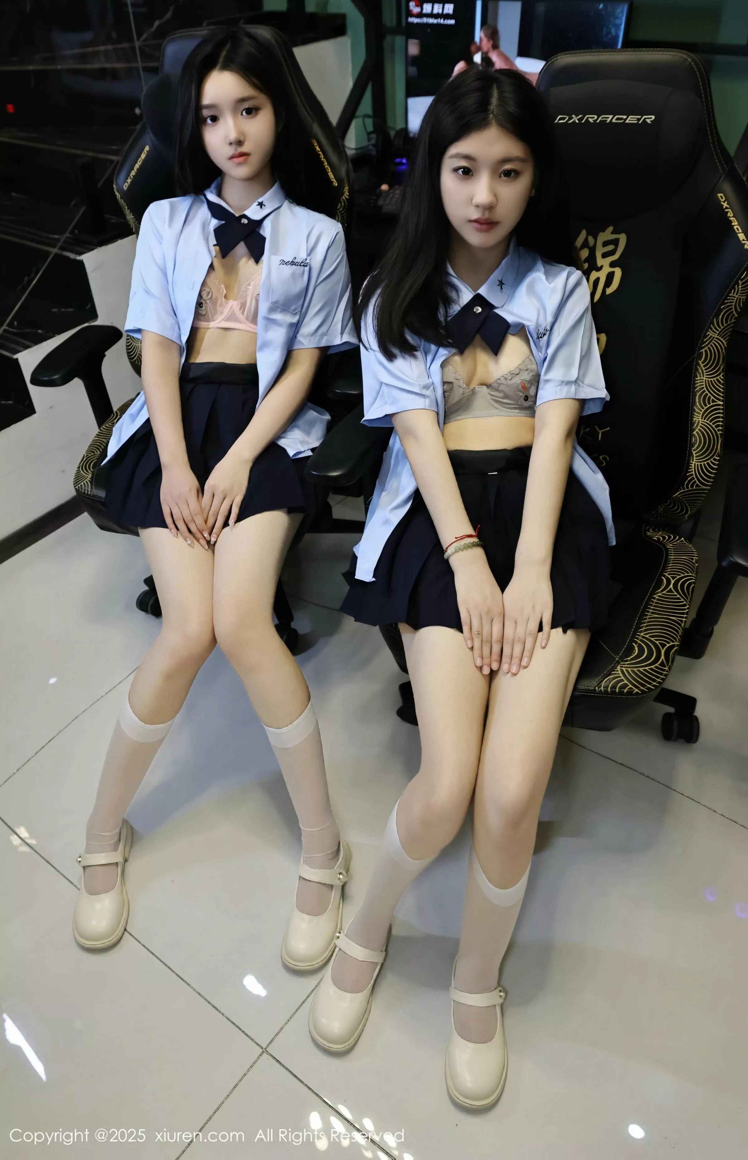 合集美女小芭乐性感学生制服露粉色内衣秀曼妙身姿绝美写真 第 43 张