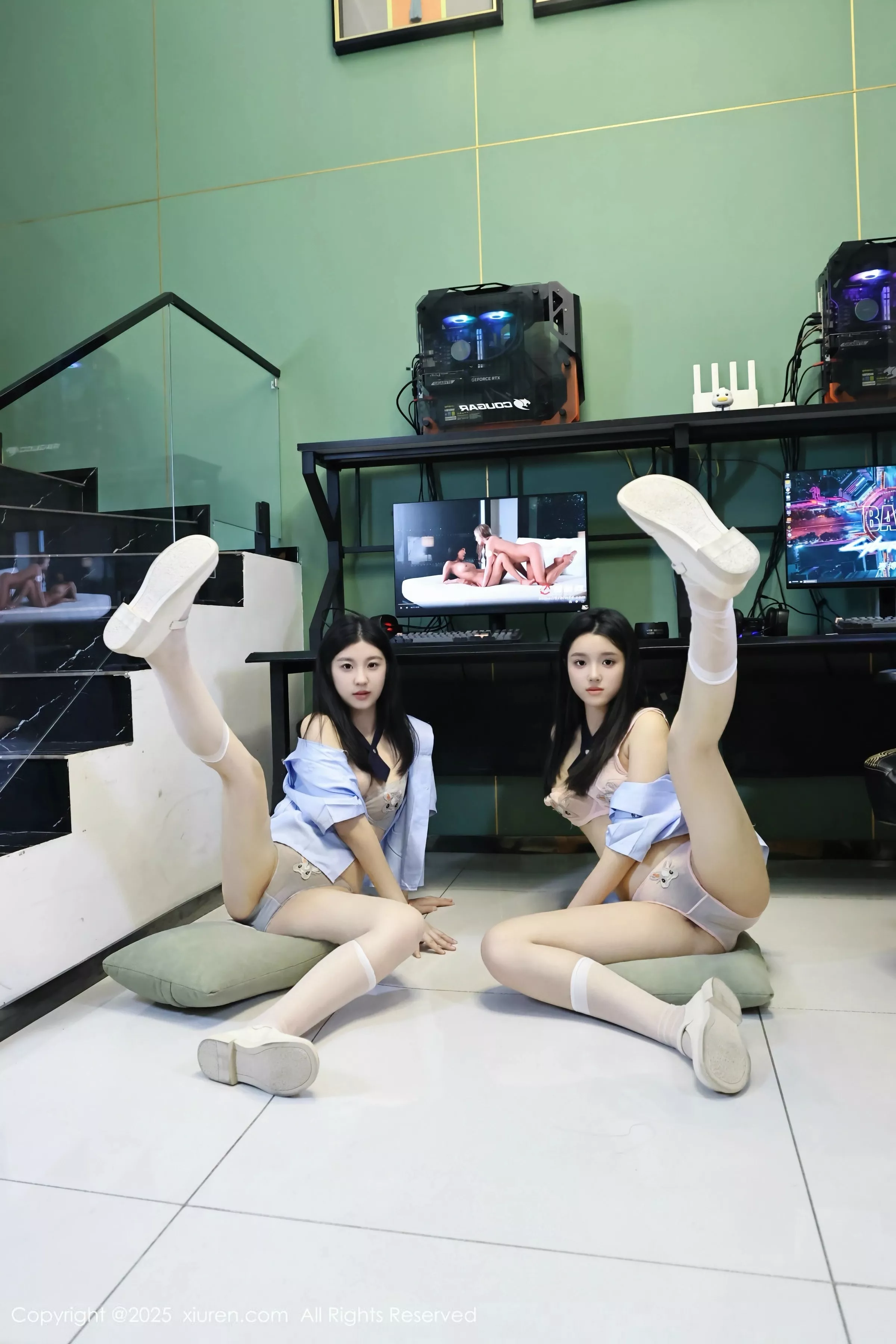 合集美女小芭乐性感学生制服露粉色内衣秀曼妙身姿绝美写真 第 68 张