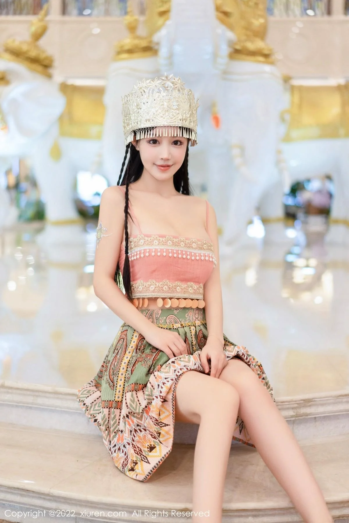 朱可儿Flora民族服饰装扮性感粉色吊带露傲人豪乳绝美写真 第 10 张