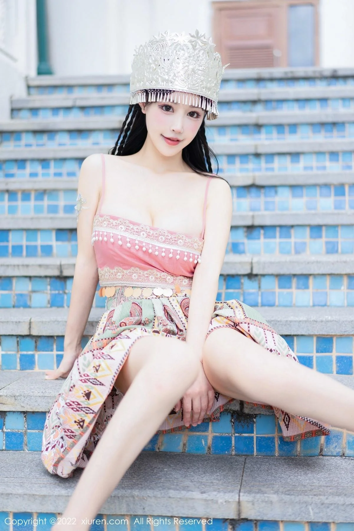 朱可儿Flora民族服饰装扮性感粉色吊带露傲人豪乳绝美写真 第 25 张