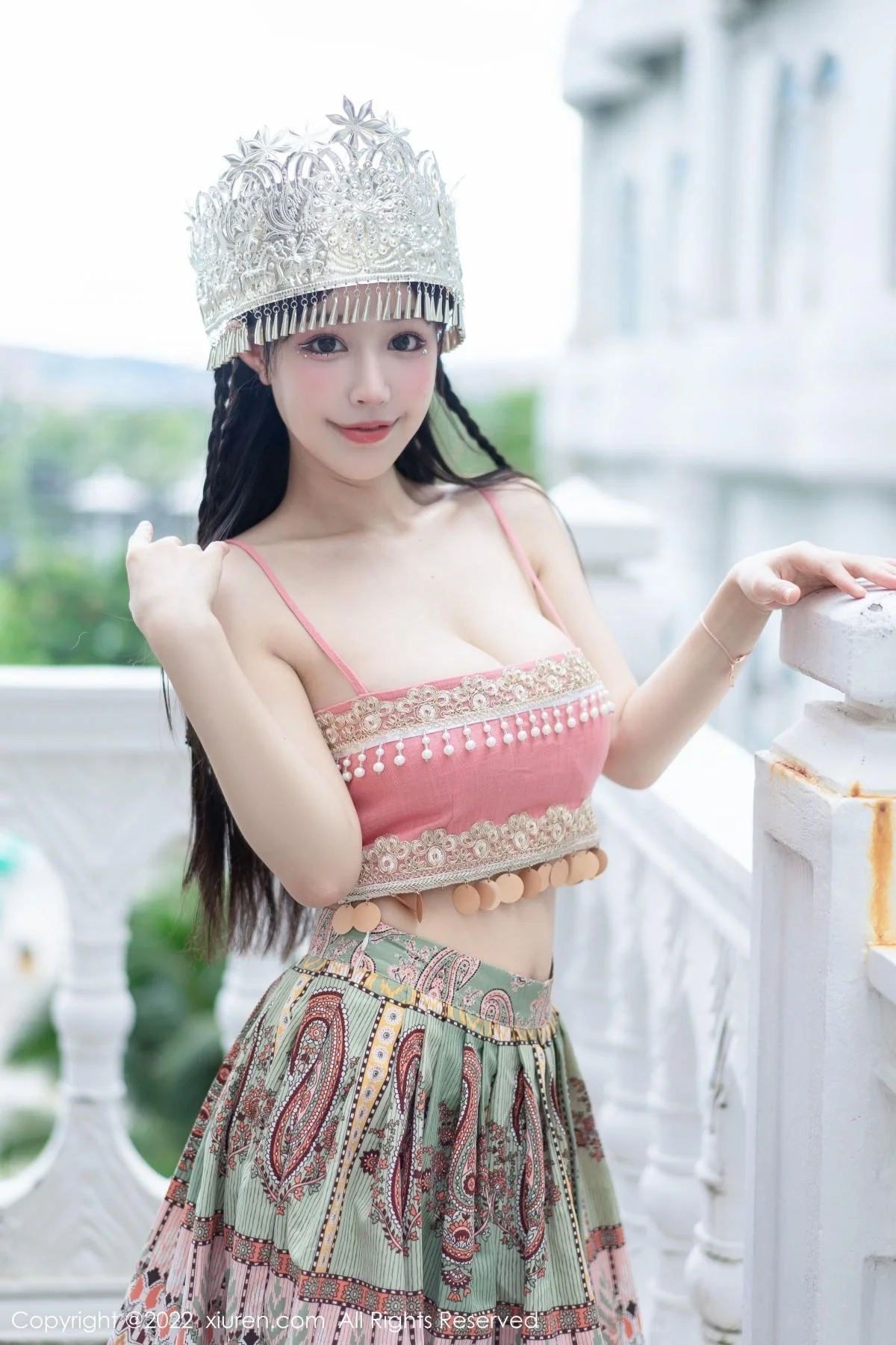 朱可儿Flora民族服饰装扮性感粉色吊带露傲人豪乳绝美写真 第 28 张