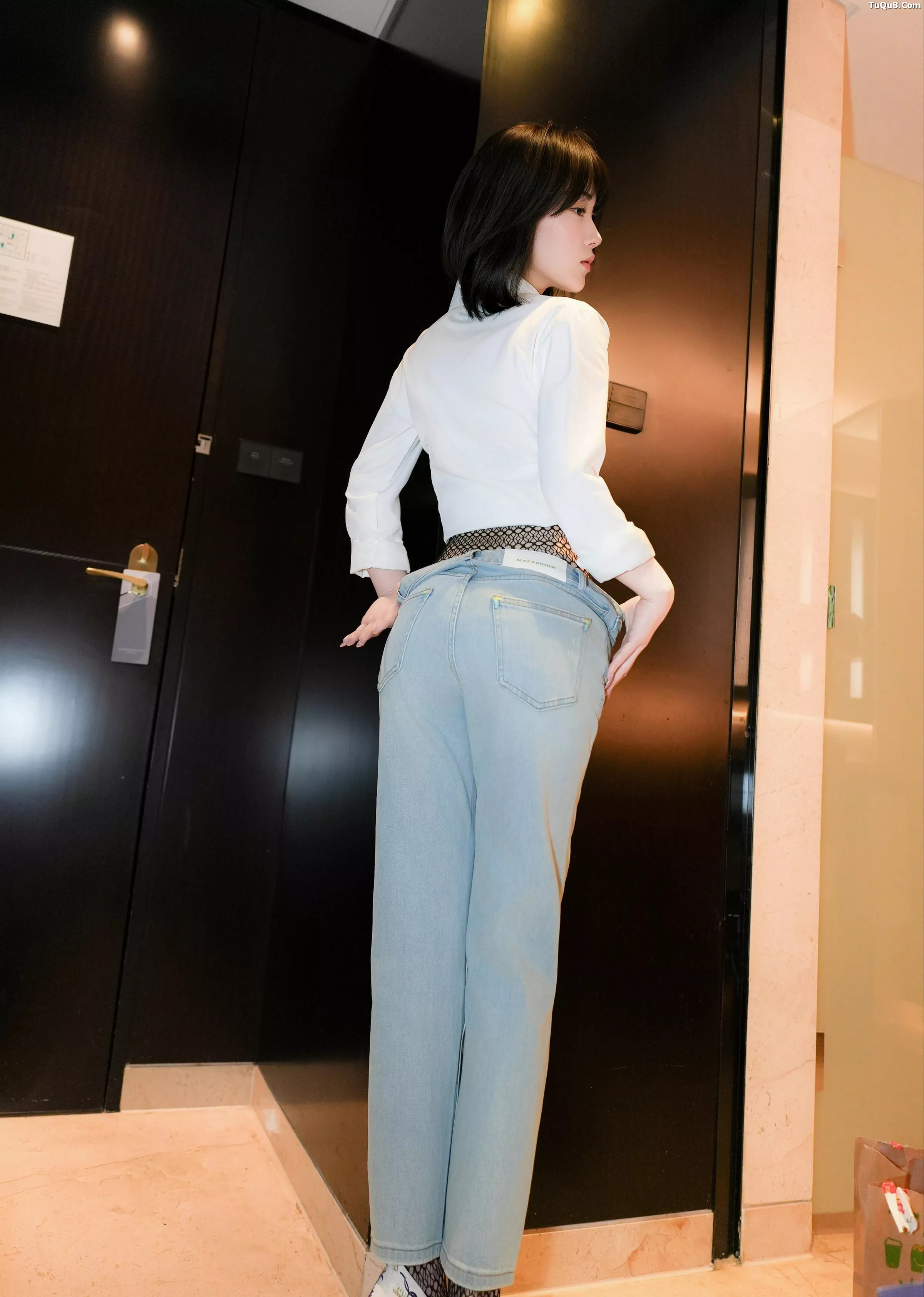 .B003 秀人番外 汁汁 库里丝之黑色蕾丝网袜 主题写真 [] 第 54 张