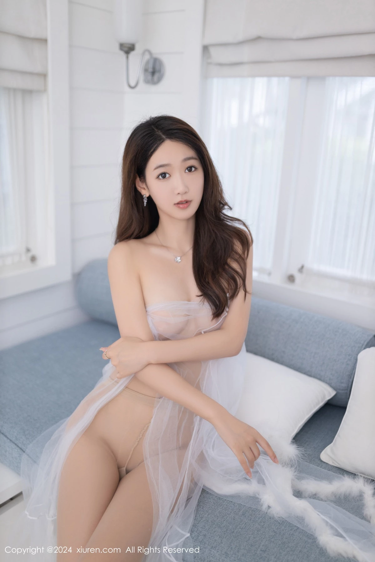 唐安琪私房性感薄透白纱裙配白丝袜秀曼妙身姿撩人绝美写真 第 57 张