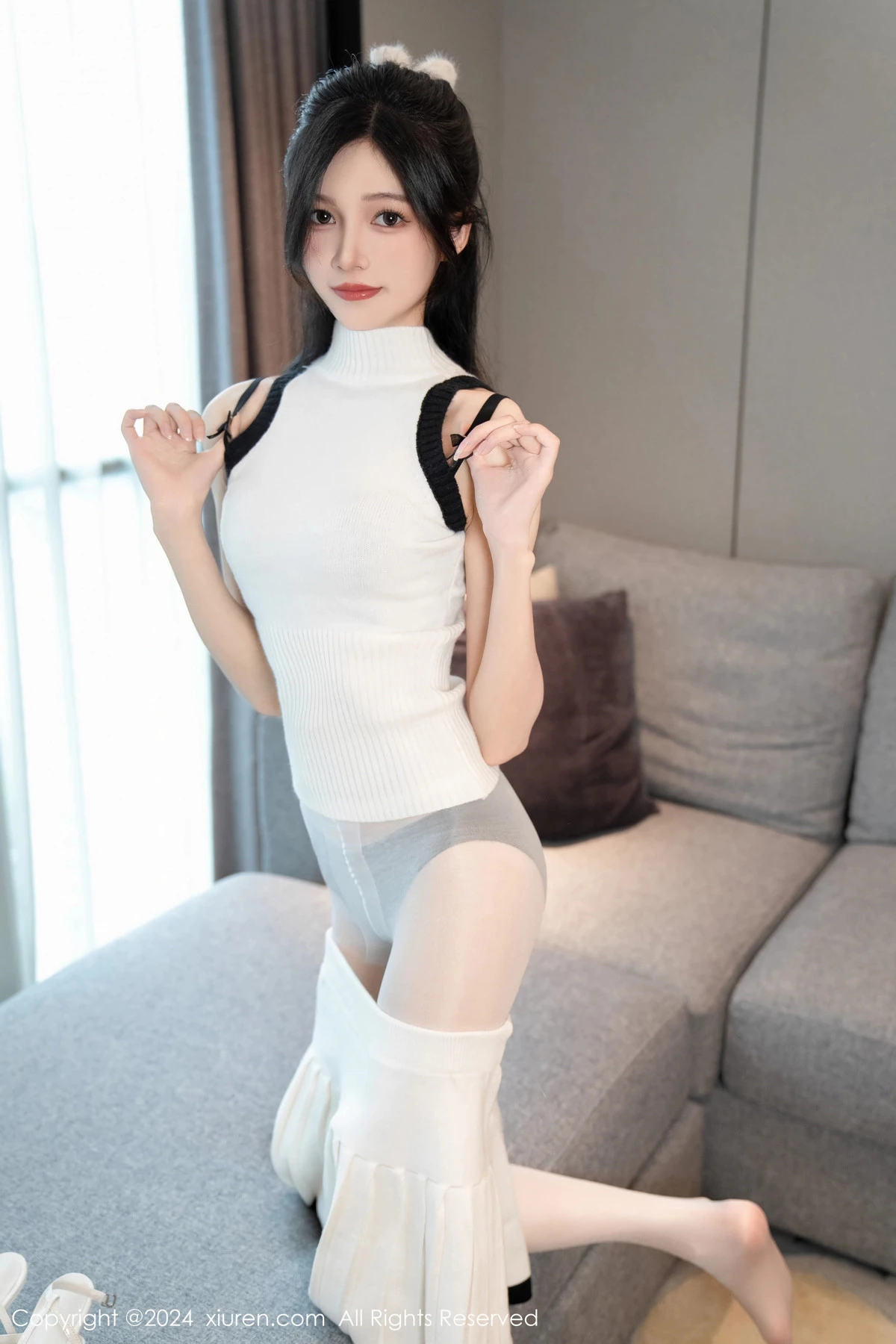 程程程性感白色针织套装露黑色内衣配白丝袜秀美腿绝美写真 第 15 张