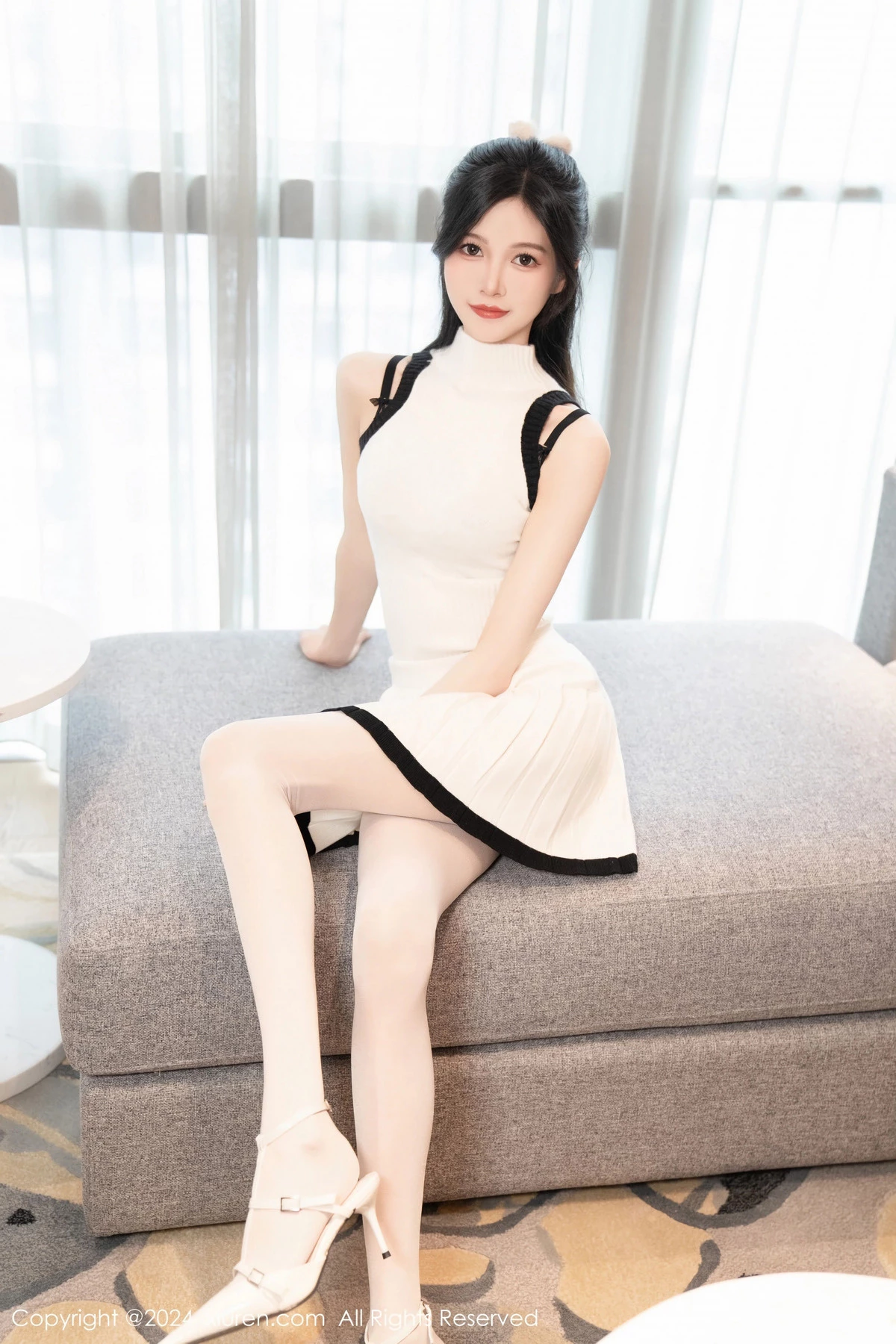 程程程性感白色针织套装露黑色内衣配白丝袜秀美腿绝美写真 第 81 张