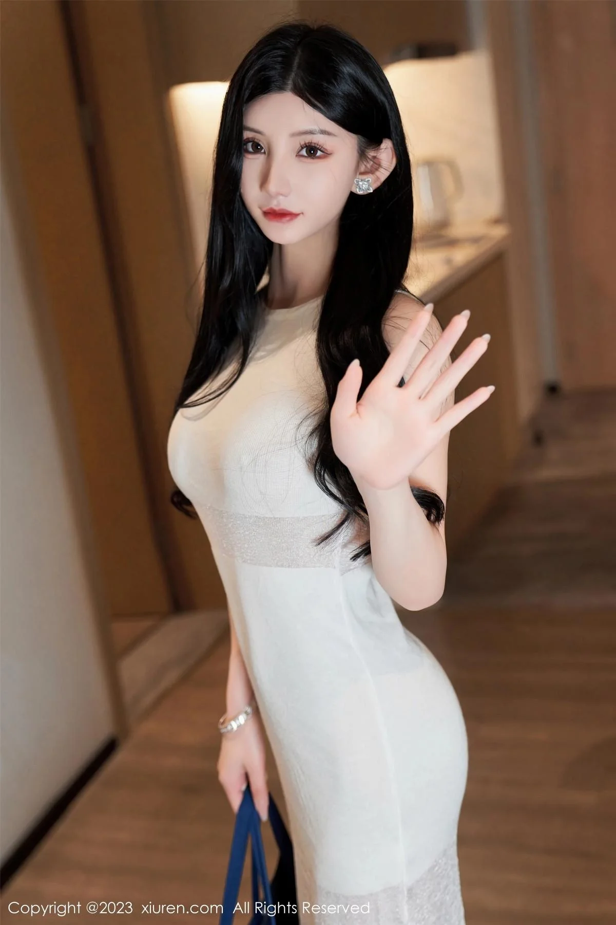 周于希Sally黑色女仆装+白色蕾丝内衣秀完美身材绝美写真 第 84 张