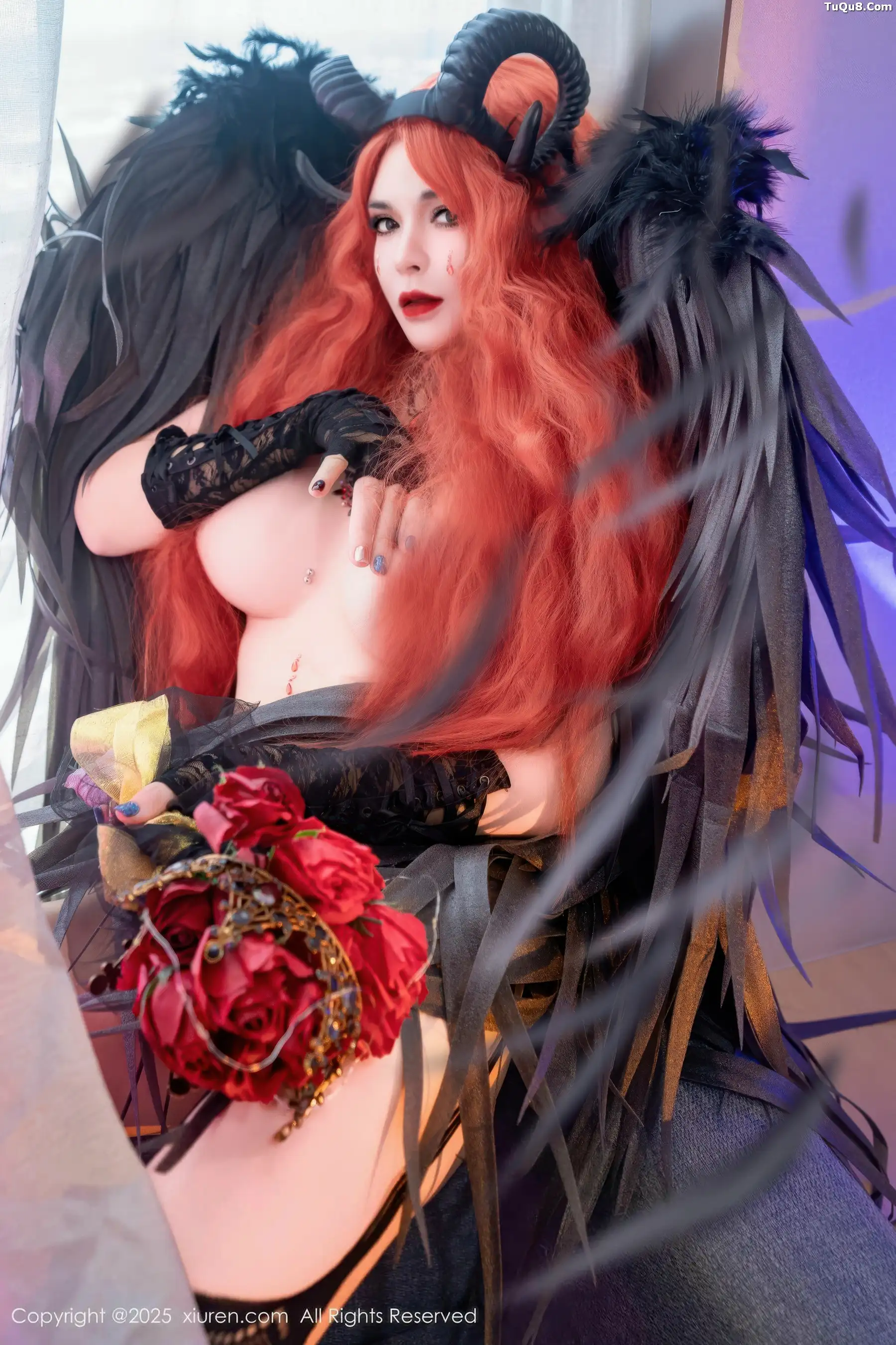 伊丽莎有点白性感黑色蕾丝内衣配黑丝吊袜秀惹火身材绝美写真 第 69 张