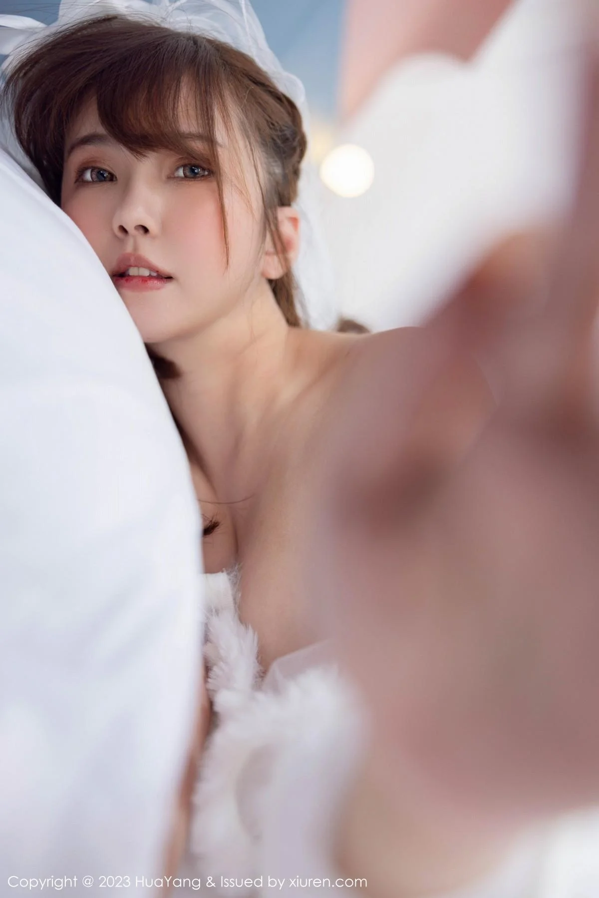张思允Nice私房性感白色薄透婚纱配无内白丝惹火绝美写真 第 120 张