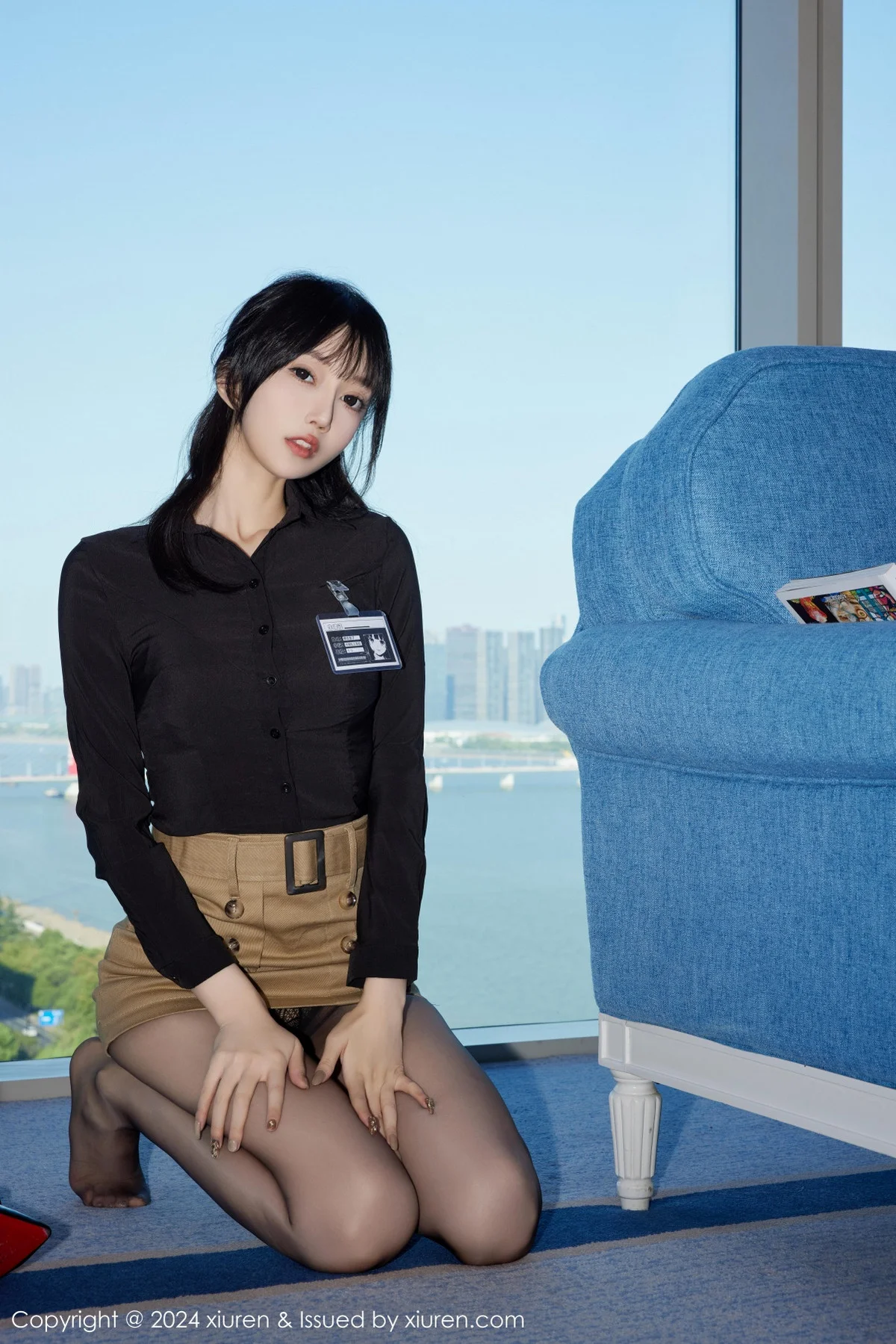 玥儿玥er性感黑色情趣服饰配开档黑丝秀曼妙身姿绝美写真 第 16 张