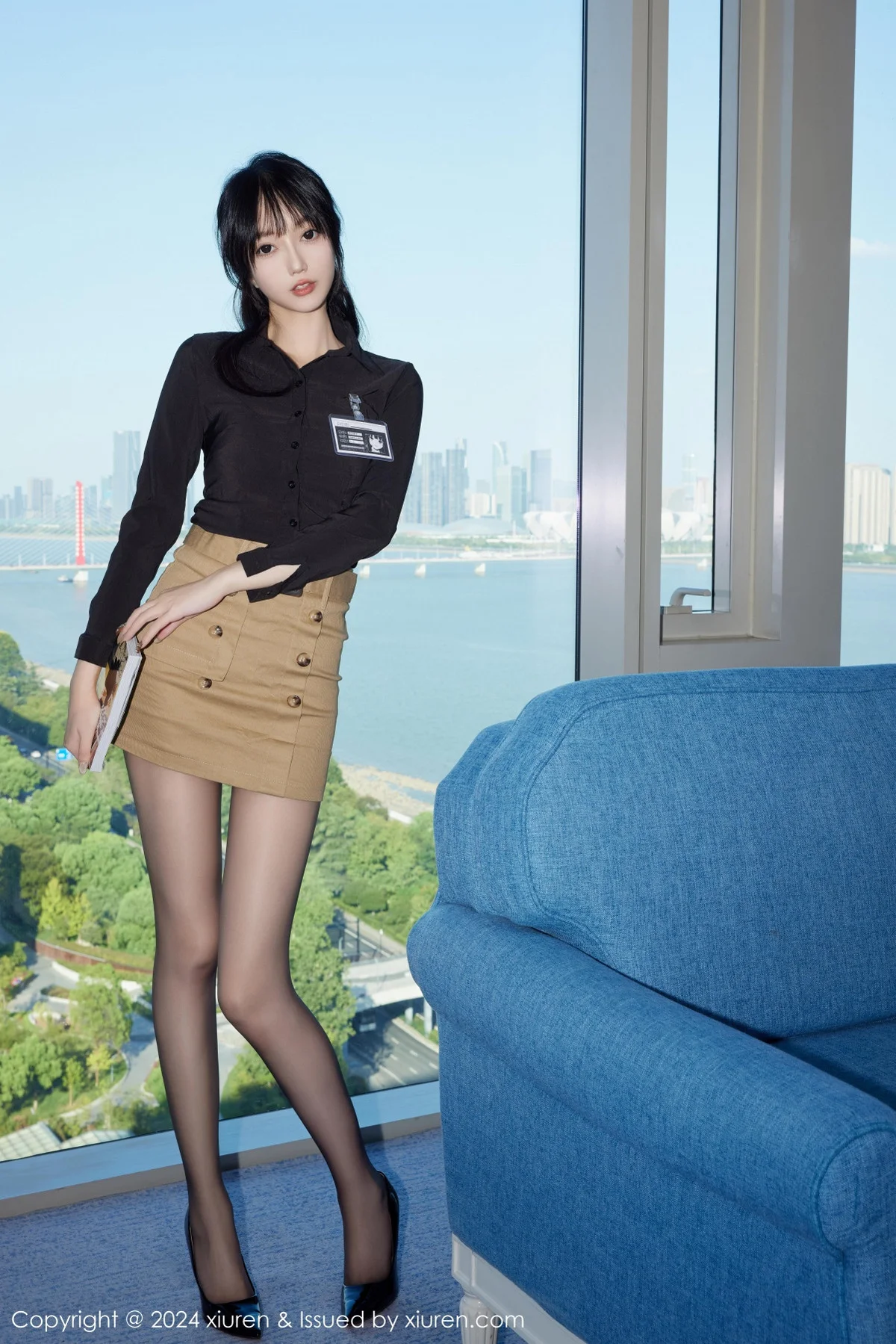 玥儿玥er性感黑色情趣服饰配开档黑丝秀曼妙身姿绝美写真 第 7 张