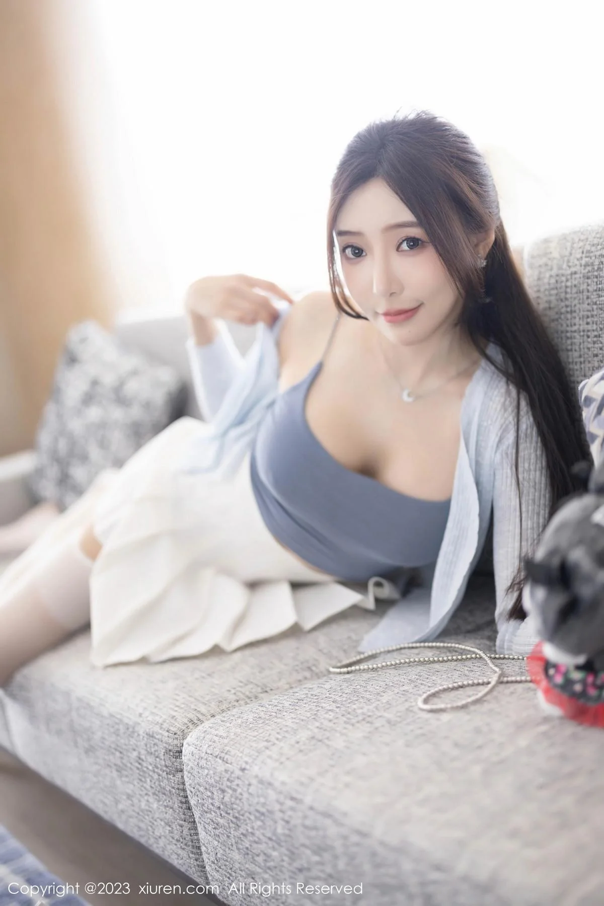 王馨瑶yanni性感浅色服饰配短裙露白丝吊袜秀美腿绝美写真 第 58 张