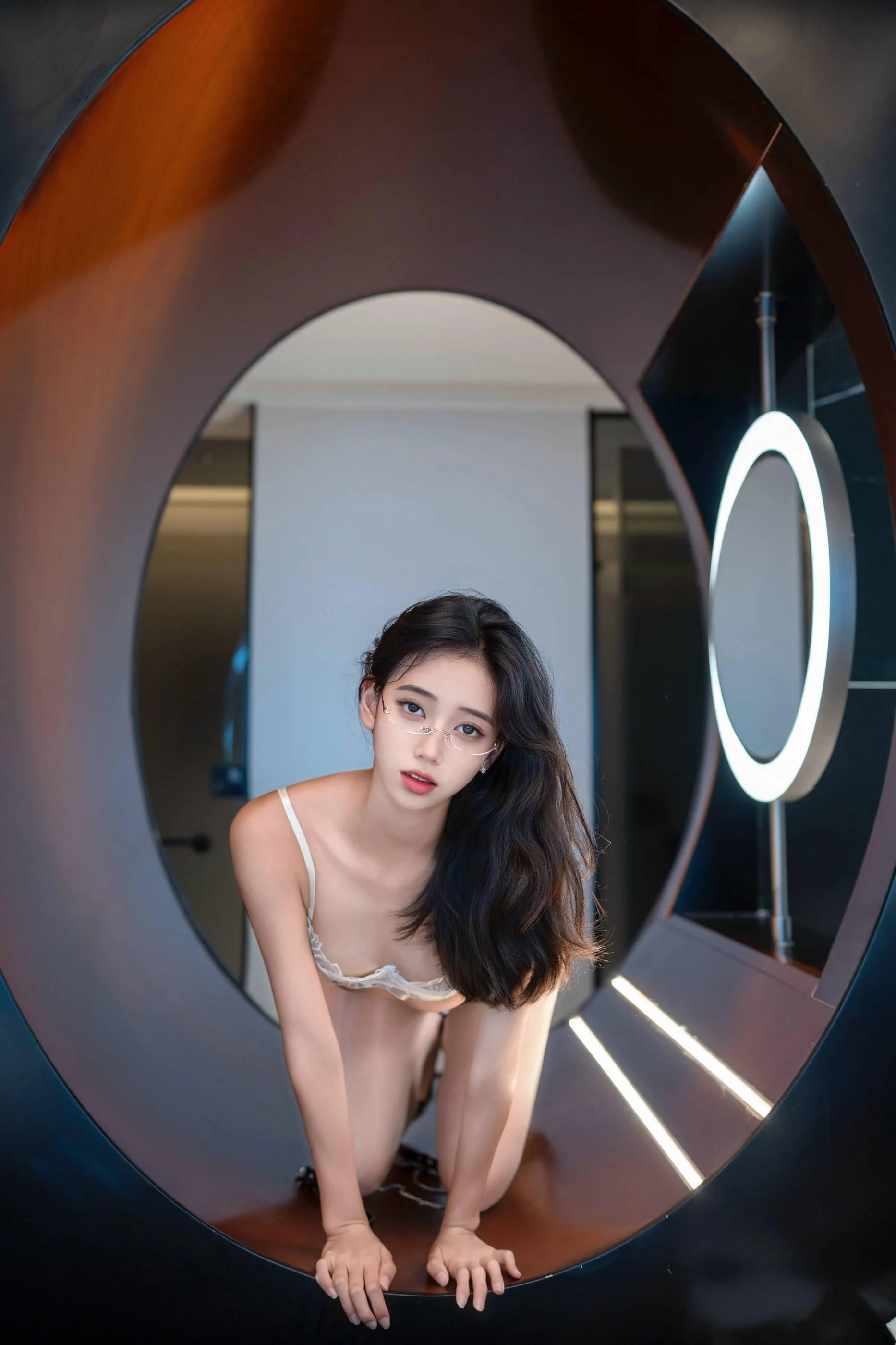 [秀人精选] 时安安 诱人私拍福利 白色情趣内衣 第 50 张