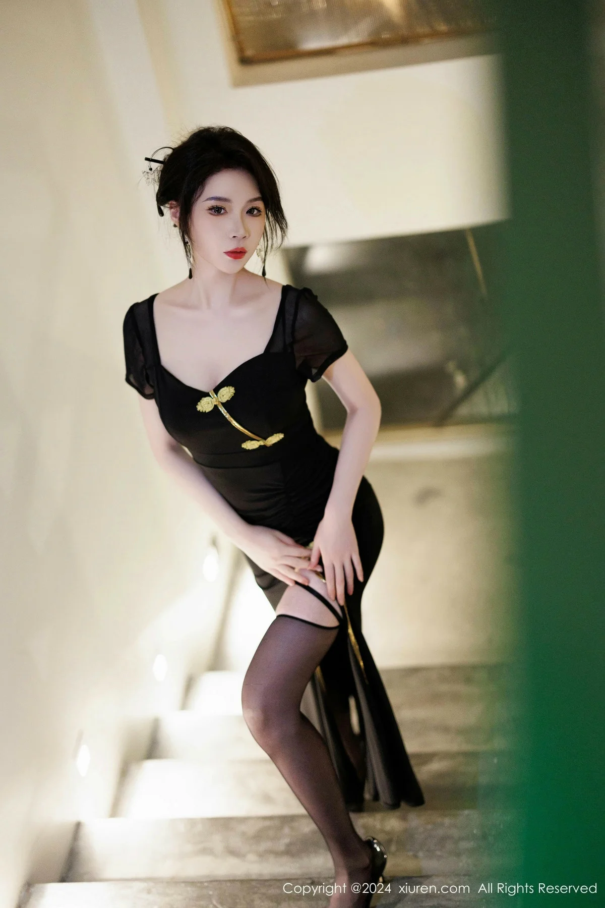 梦心玥性感黑色连衣裙+白色情趣服饰秀高挑曼妙身姿绝美写真 第 26 张