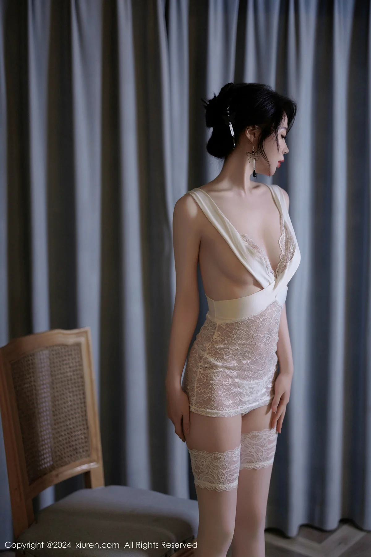 梦心玥性感黑色连衣裙+白色情趣服饰秀高挑曼妙身姿绝美写真 第 51 张
