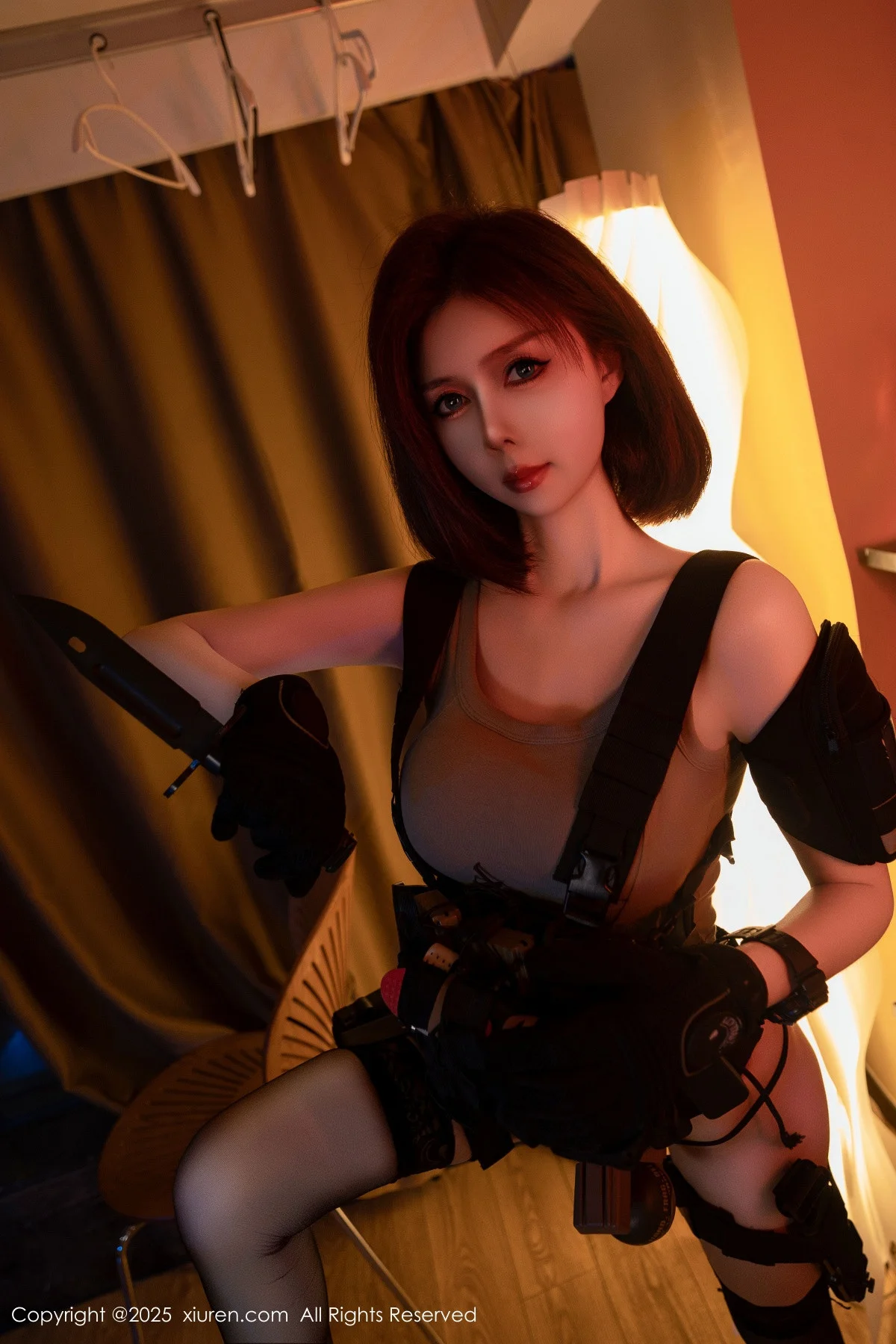 白芷yy性感美女战士装扮黑色内衣配黑丝袜秀曼妙身姿绝美写真 第 26 张