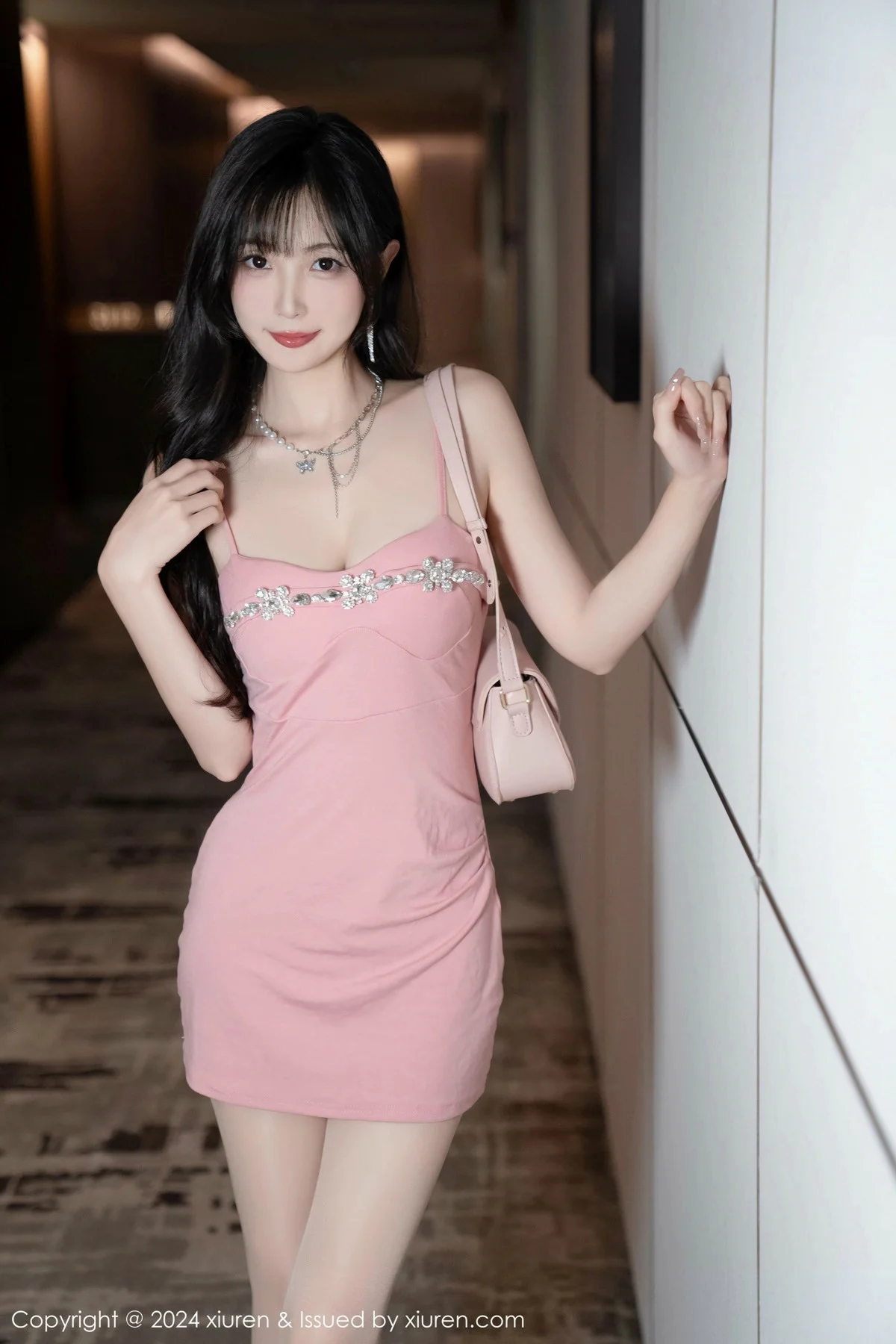 林星阑性感粉色吊带裙+兔子装情趣内衣秀曼妙身姿绝美写真 第 66 张