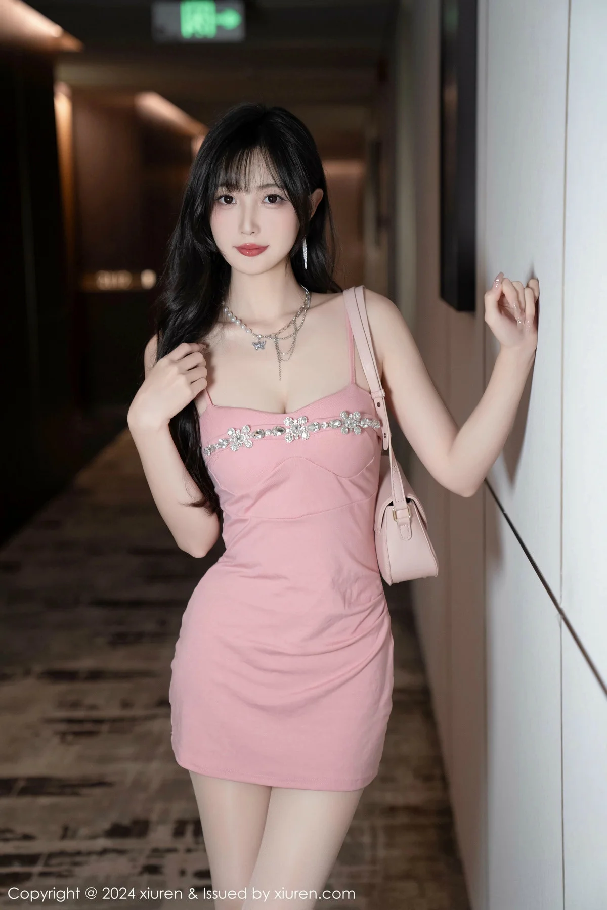 林星阑性感粉色吊带裙+兔子装情趣内衣秀曼妙身姿绝美写真 第 67 张