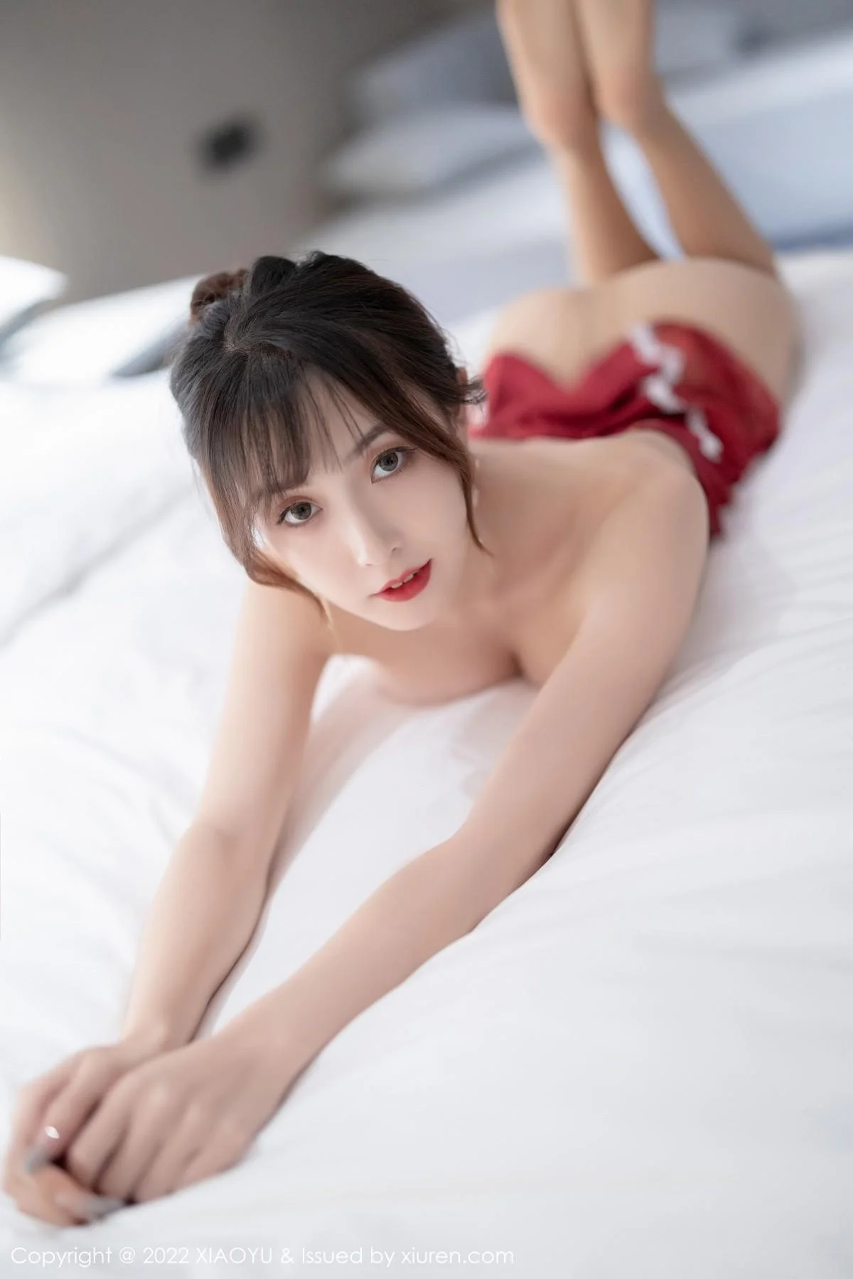 林星阑性感红色露肩服饰配无内肉丝秀完美身材绝美写真 第 168 张