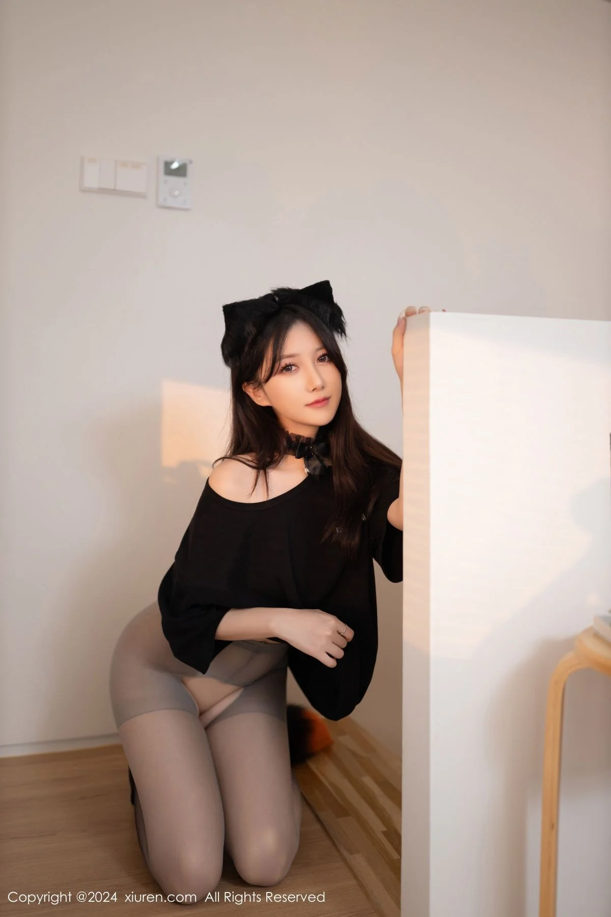 鱼子酱Fish性感狐狸装扮露超薄黑丝秀曼妙身姿撩人绝美写真 第 7 张