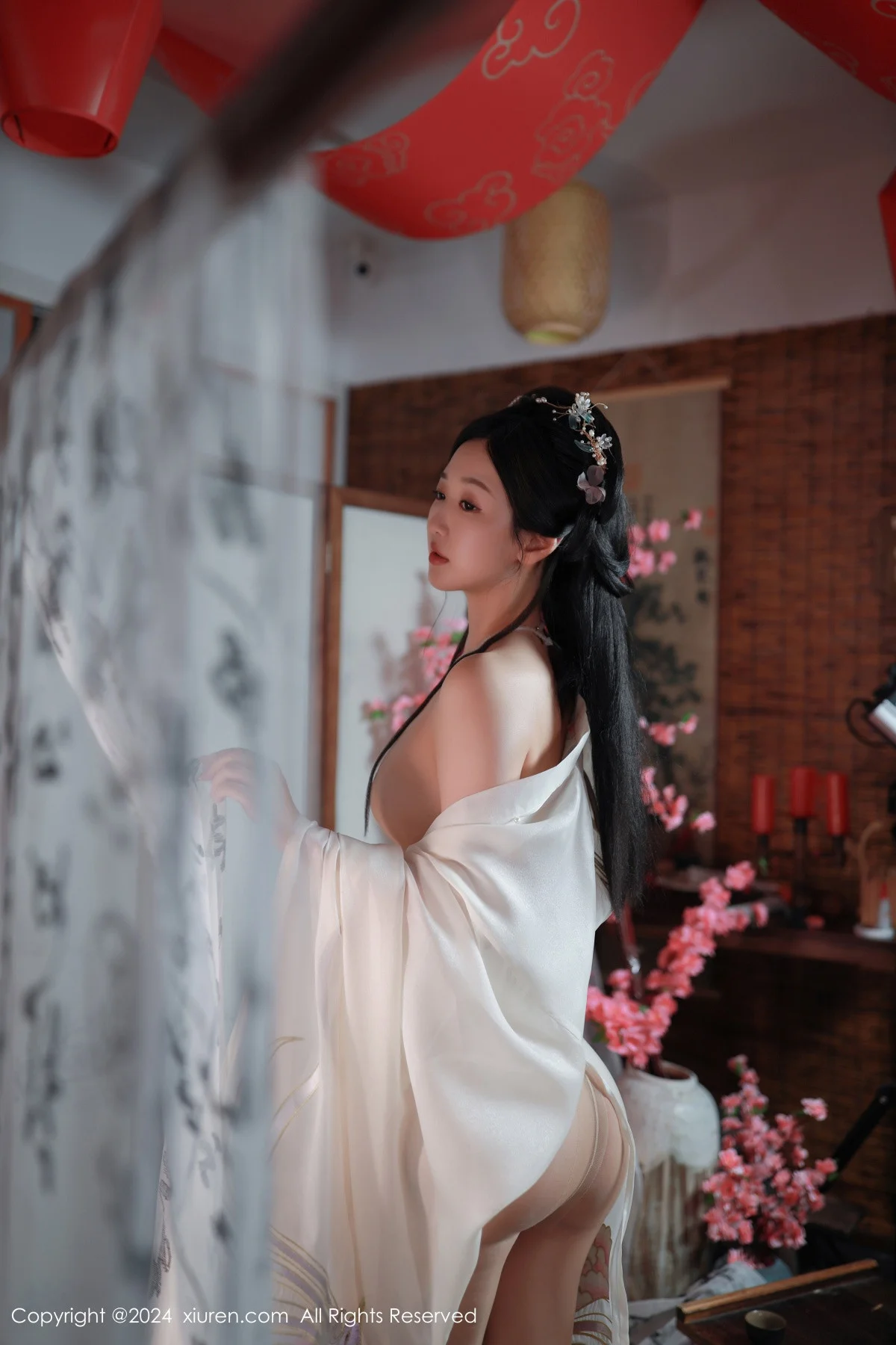 唐安琪性感浅色古装服饰配超薄无内肉丝秀曼妙身姿绝美写真 第 111 张